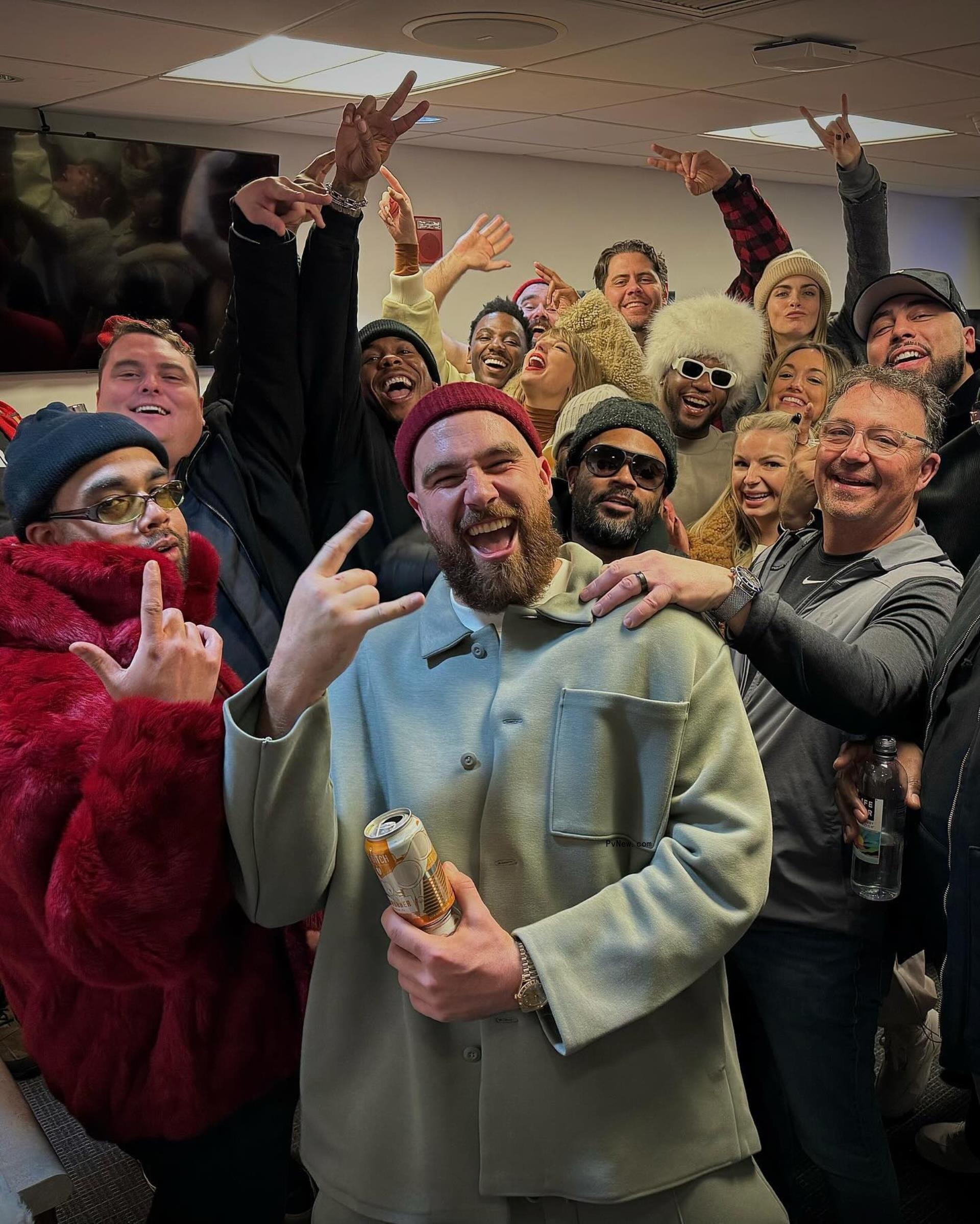 Travis Kelce with his friends