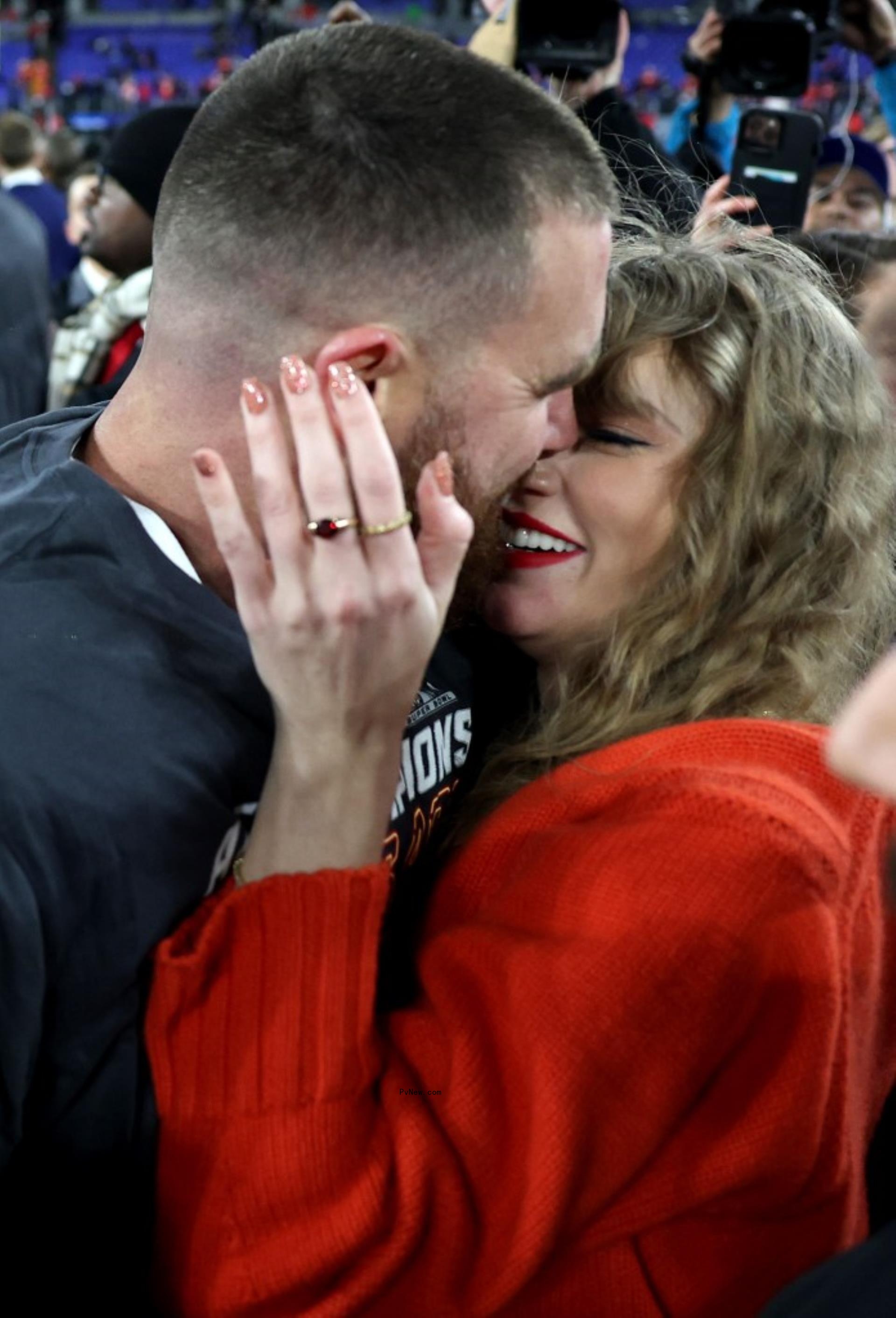 Taylor Swift and Travis Kelce.