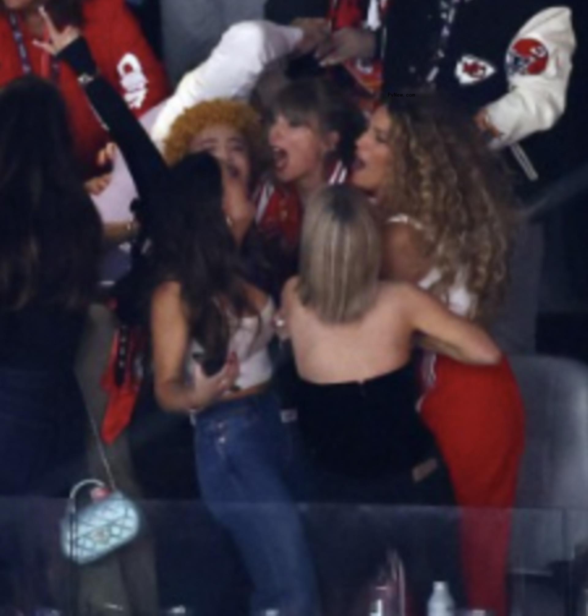 Taylor swift friends