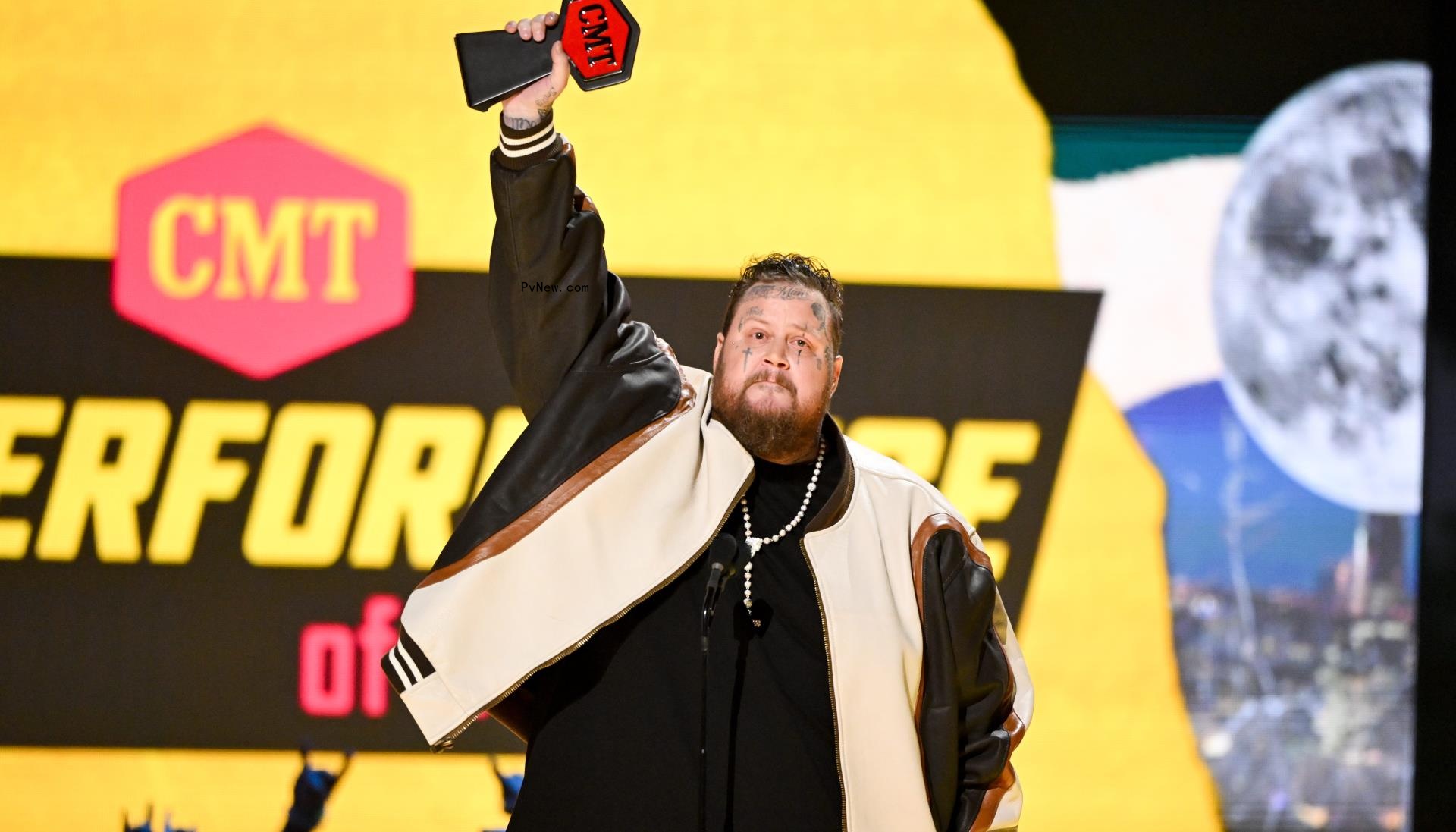 Jelly Roll Sweeps Three Categories at CMT Music Awards, Including Video of the Year