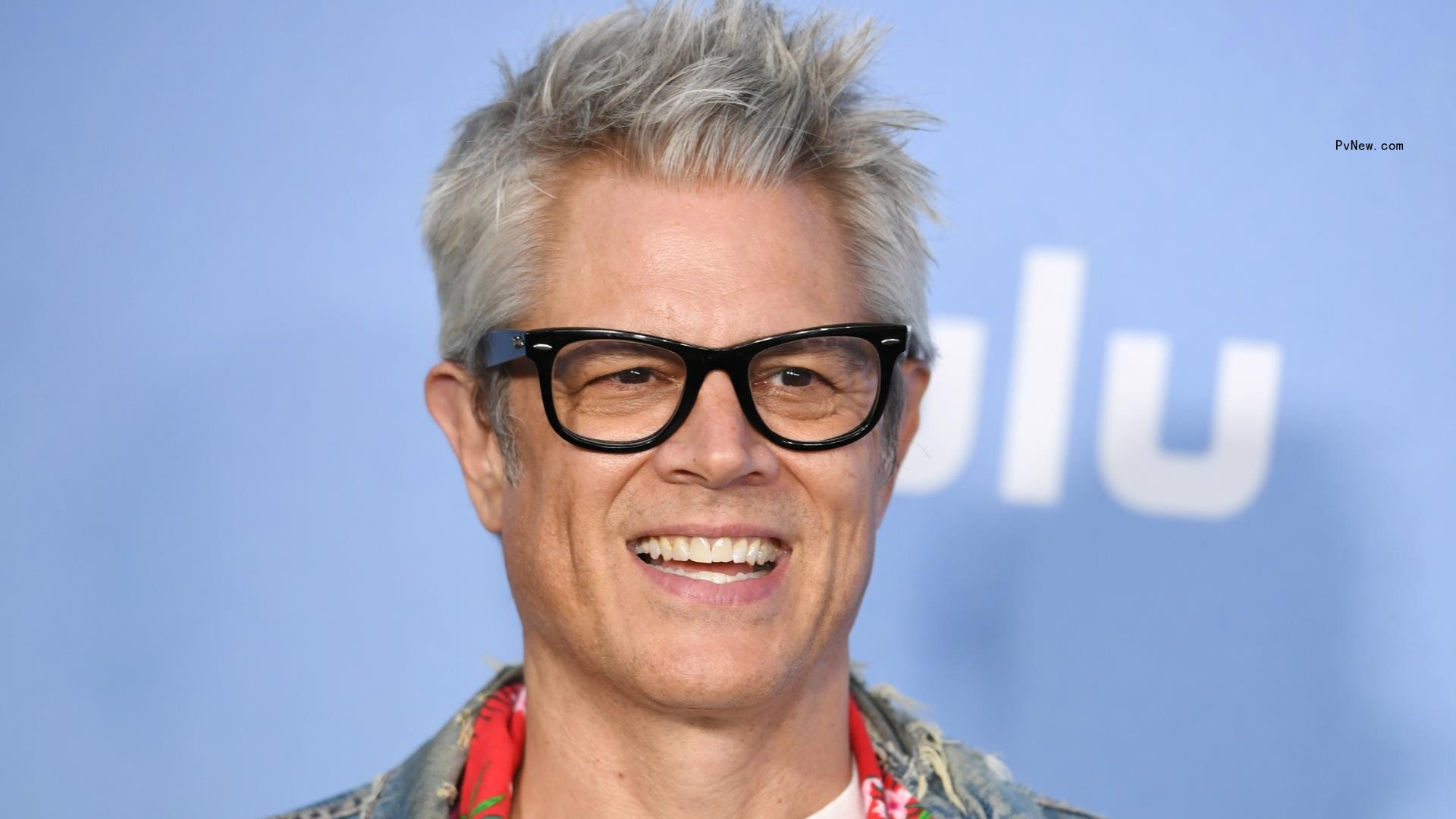 Johnny Knoxville Will Celebrate ‘Slightly Unhinged People’ in His First Podcast, ‘Pretty Sure I Can Fly,’ From SmartLess Media, Campside and Amplify Pictures