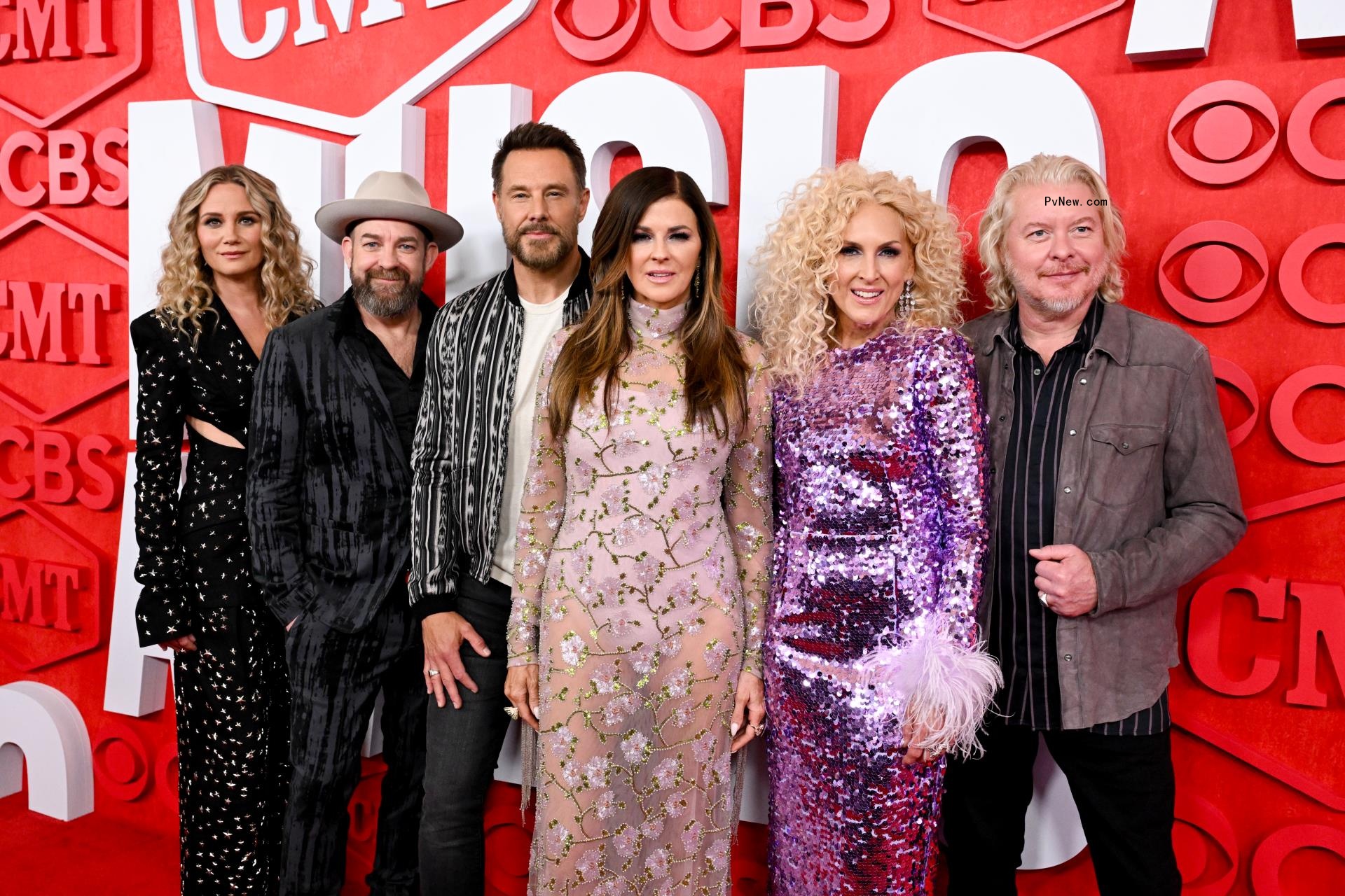 Little Big Town and Sugarland Collaboration on CMT Awards Wasn’t a One-Off: LBT Members Talk Covering Phil Collins for Joint Single, Plus Fall Tour