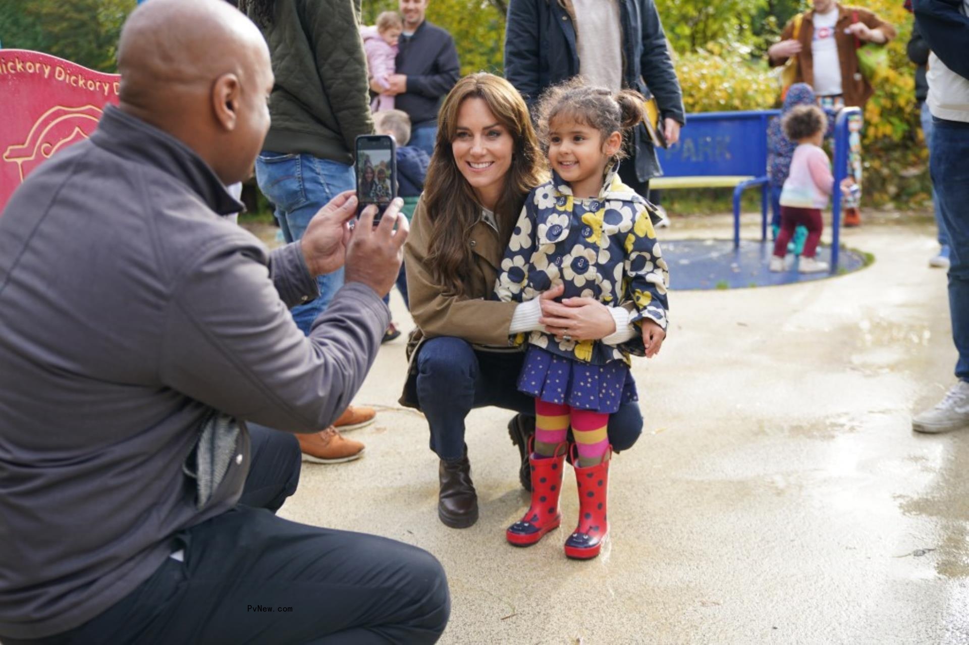 Kate Middleton with children in London.