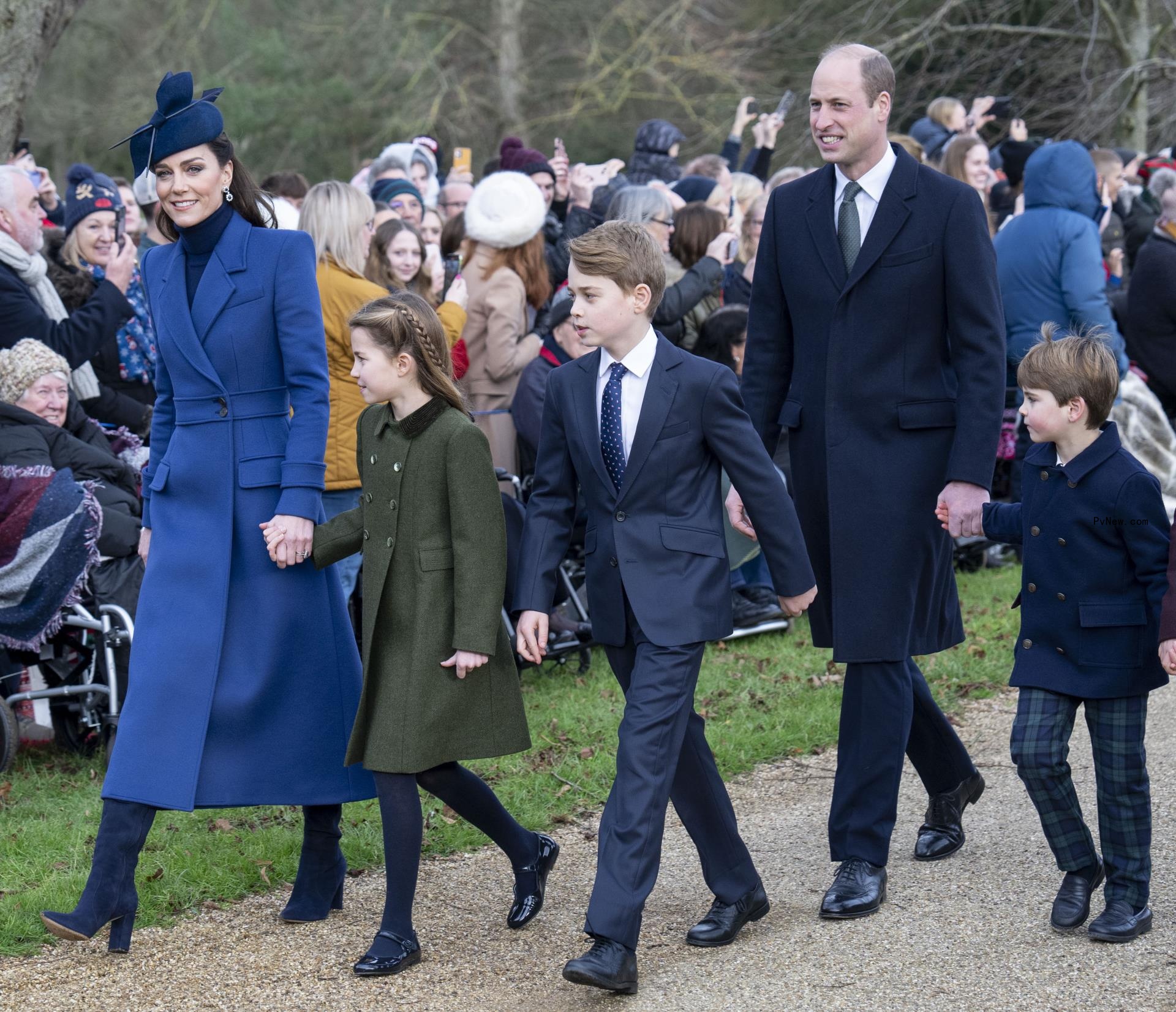 kate middleton and prince william with their three kids