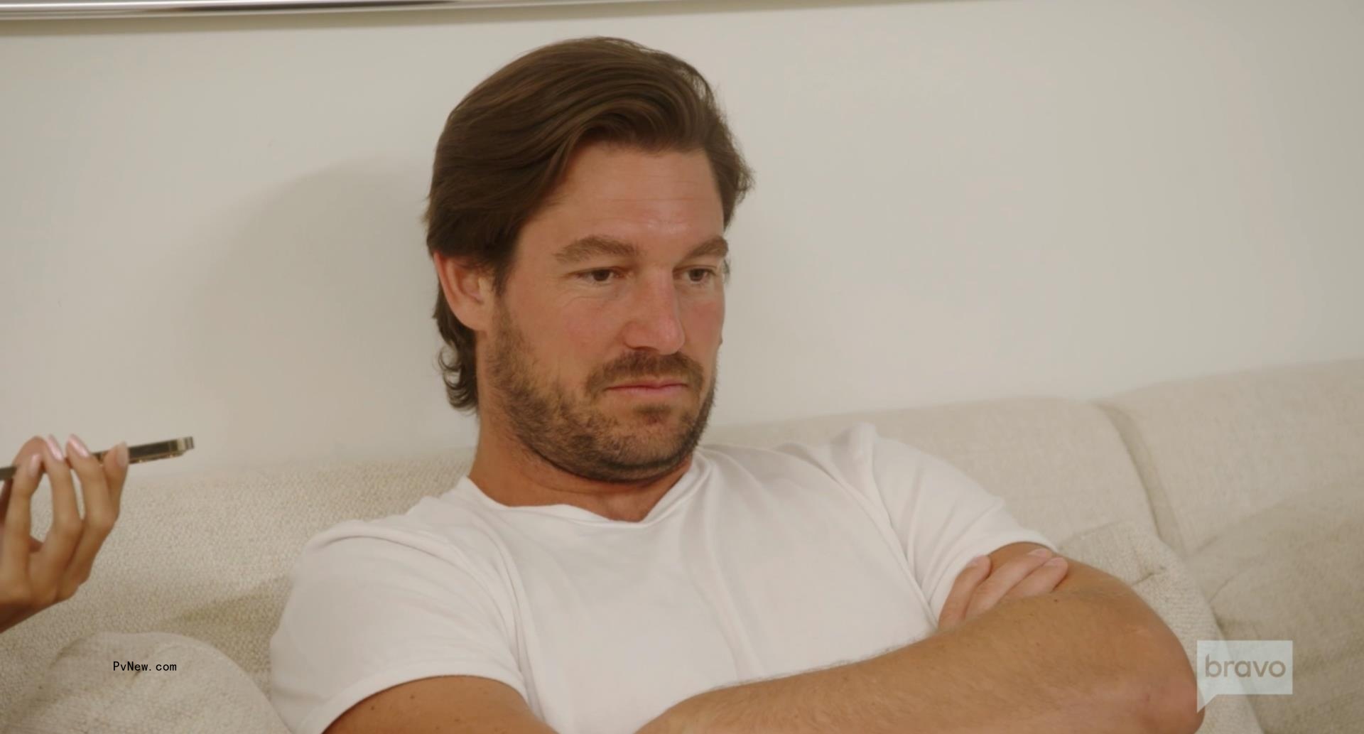 Craig Co<i></i>nover talking on 