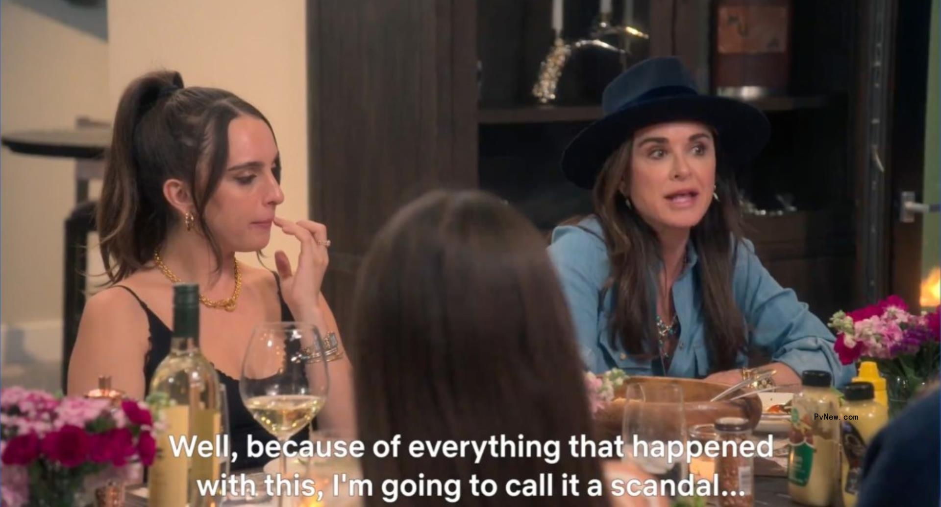 Kyle Richards and her daughter Alexia Umansky at the family dinner on 