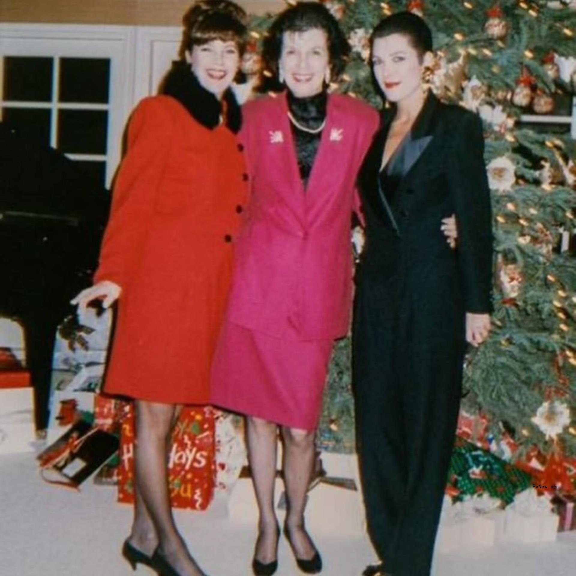 Kris Jenner, Karen Houghton and their mom in a throwback photo.