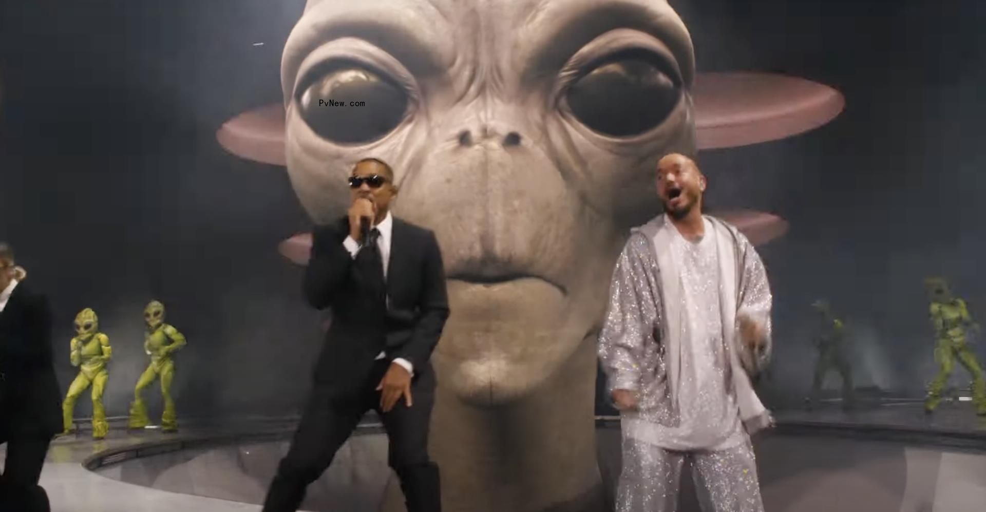 Will Smith Joins J. Balvin at Coachella for ‘Men in Black’ Performance