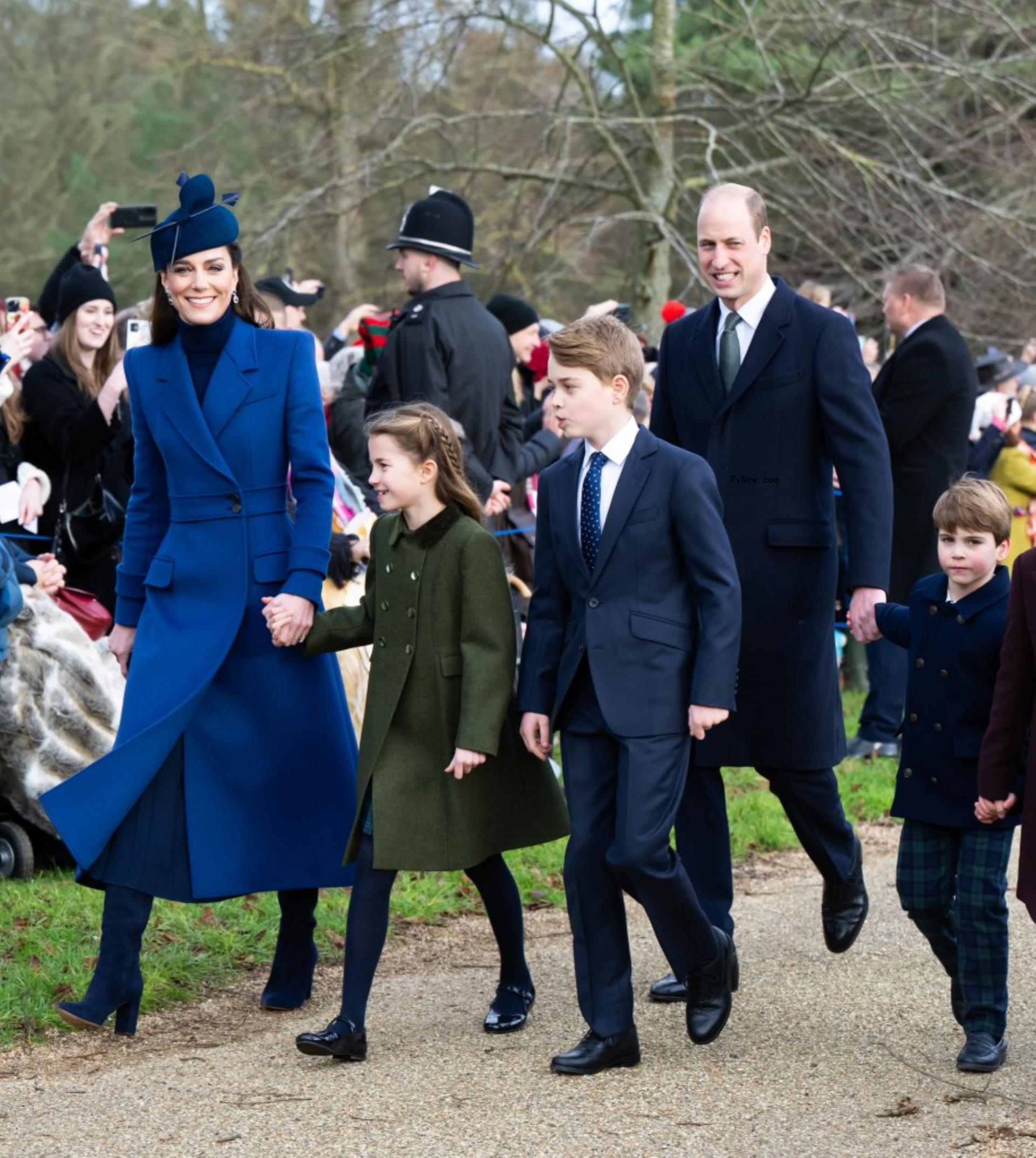 Kate Middleton, Prince William and their kids at the Christmas Day service.