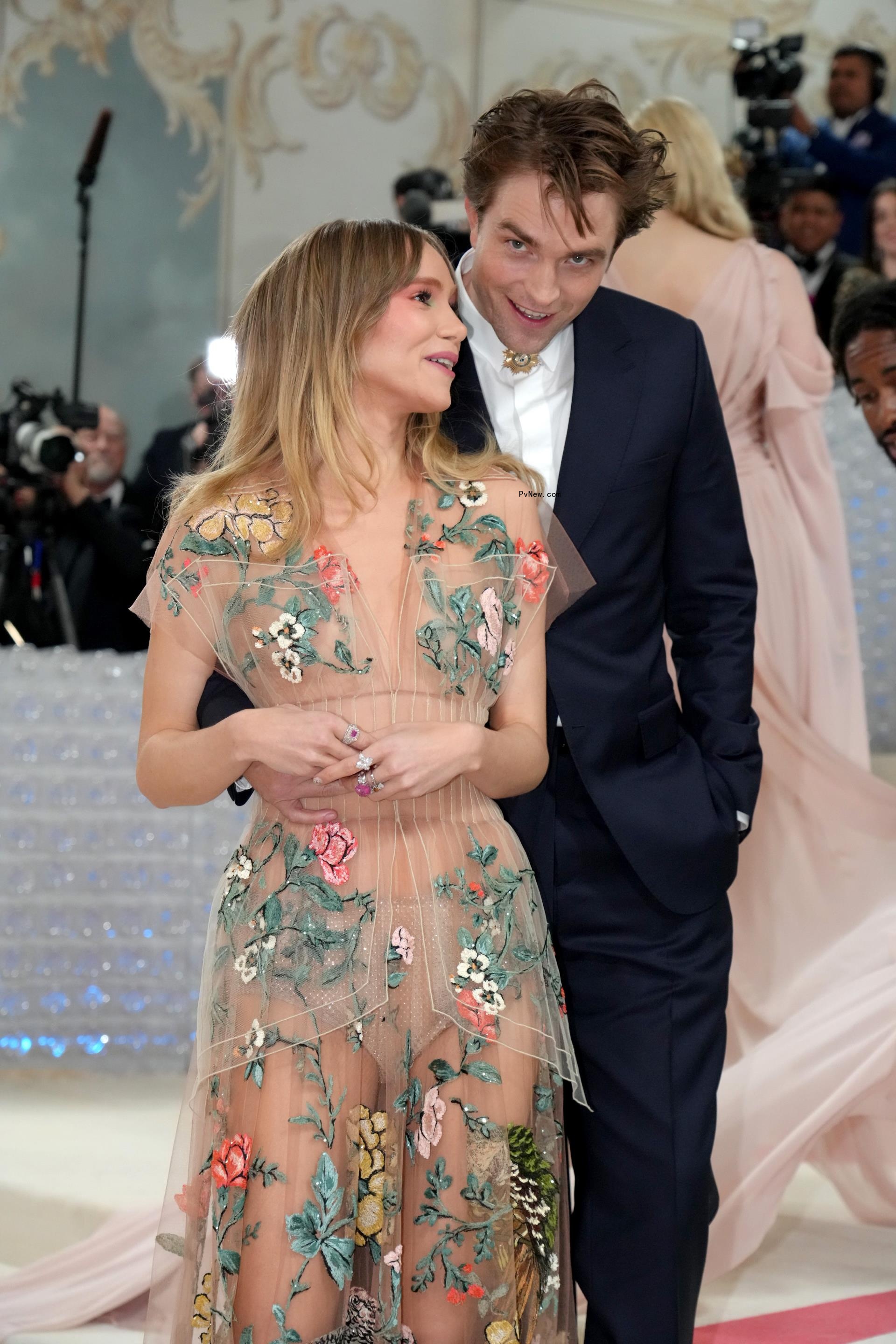 Suki Waterhouse and Robert Pattinson at 2023 Met Gala