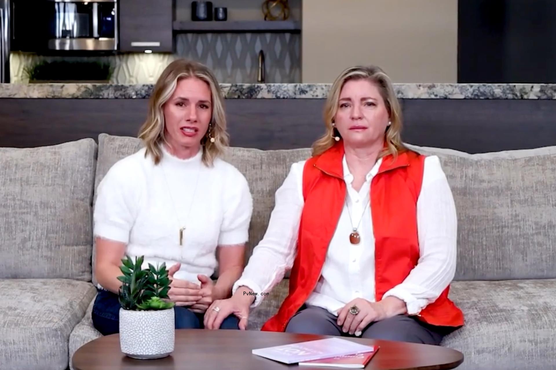 ruby franke and jodi hildebrandt sitting on a couch