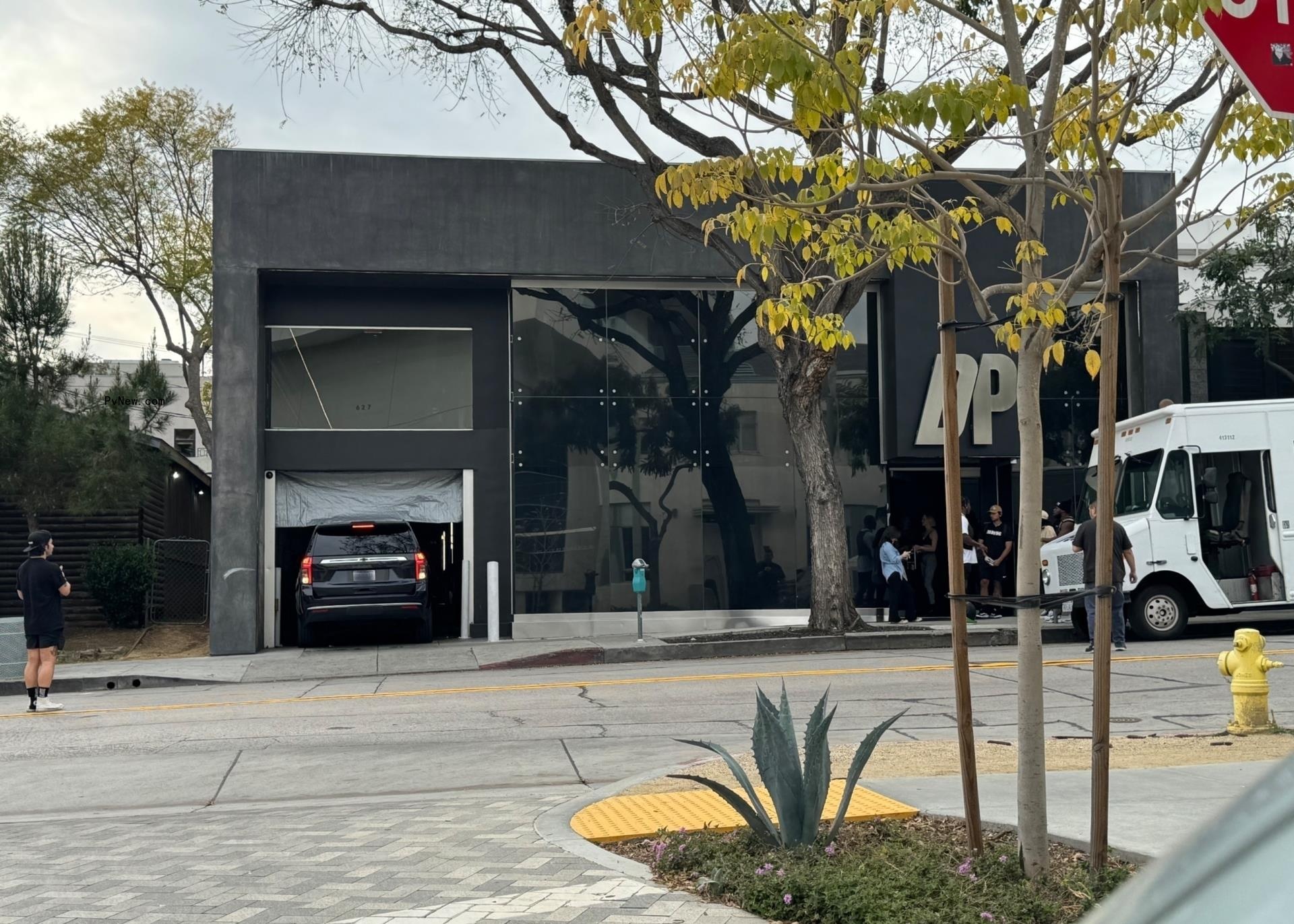 exterior of Dogpound LA