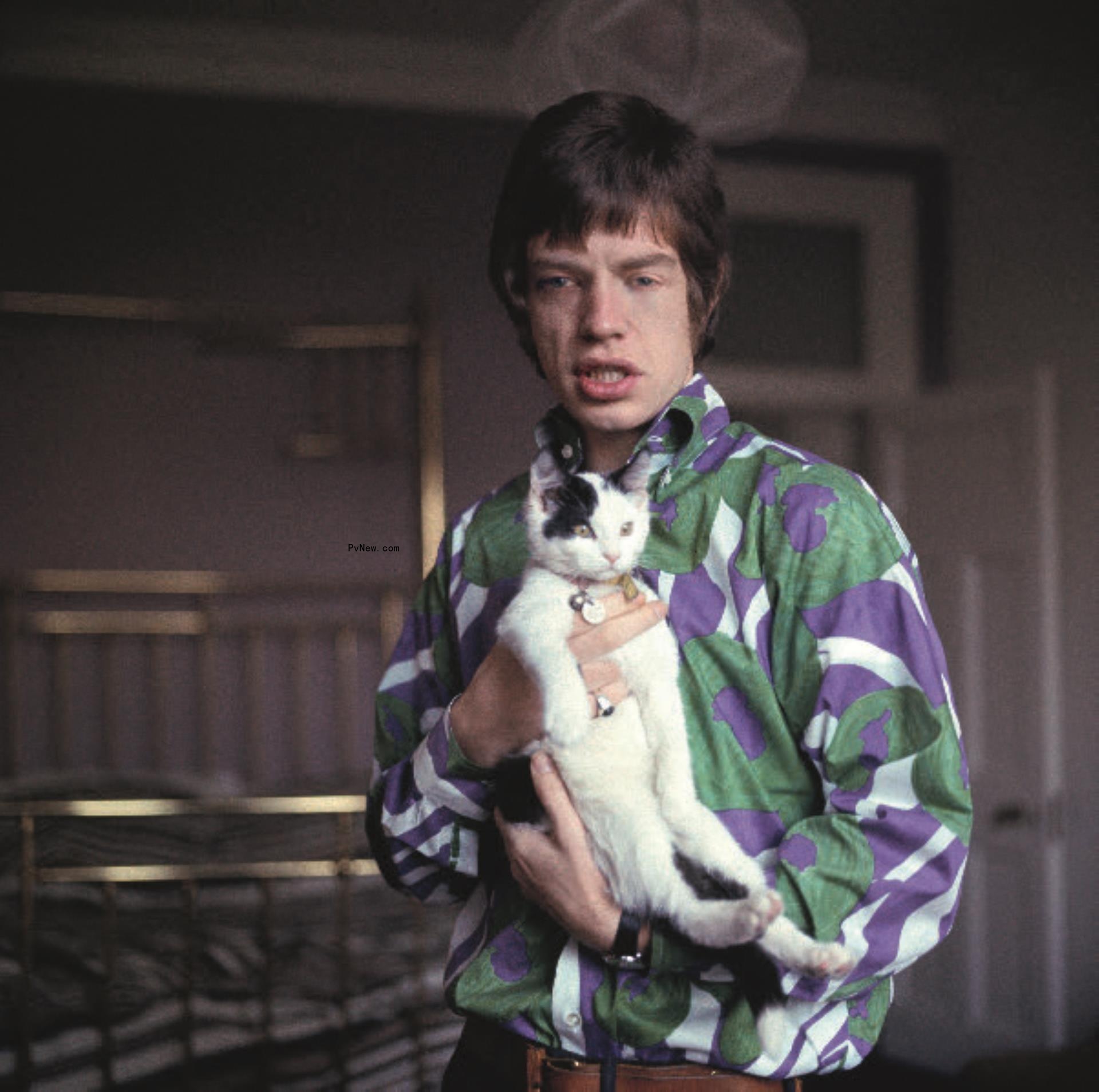 The Young Rolling Sto<i></i>nes Return, in All Their Swinging Lo<i></i>ndon Splendor, in ‘Rare and Unseen’ Photo Book