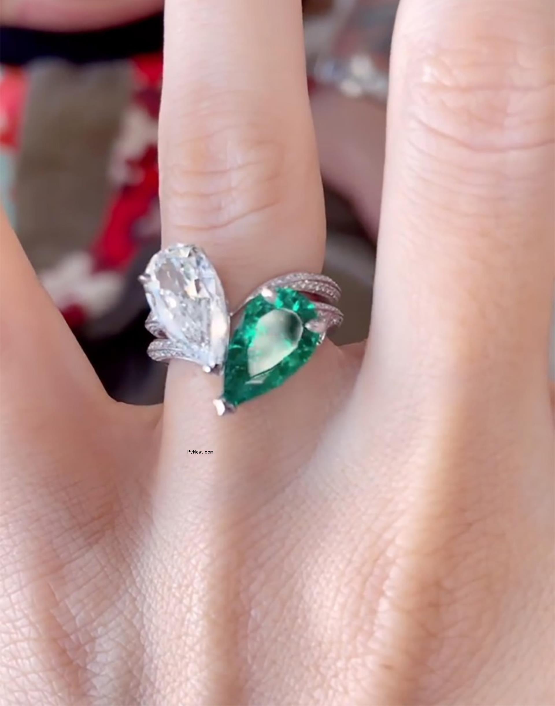 Megan Fox's engagement ring.