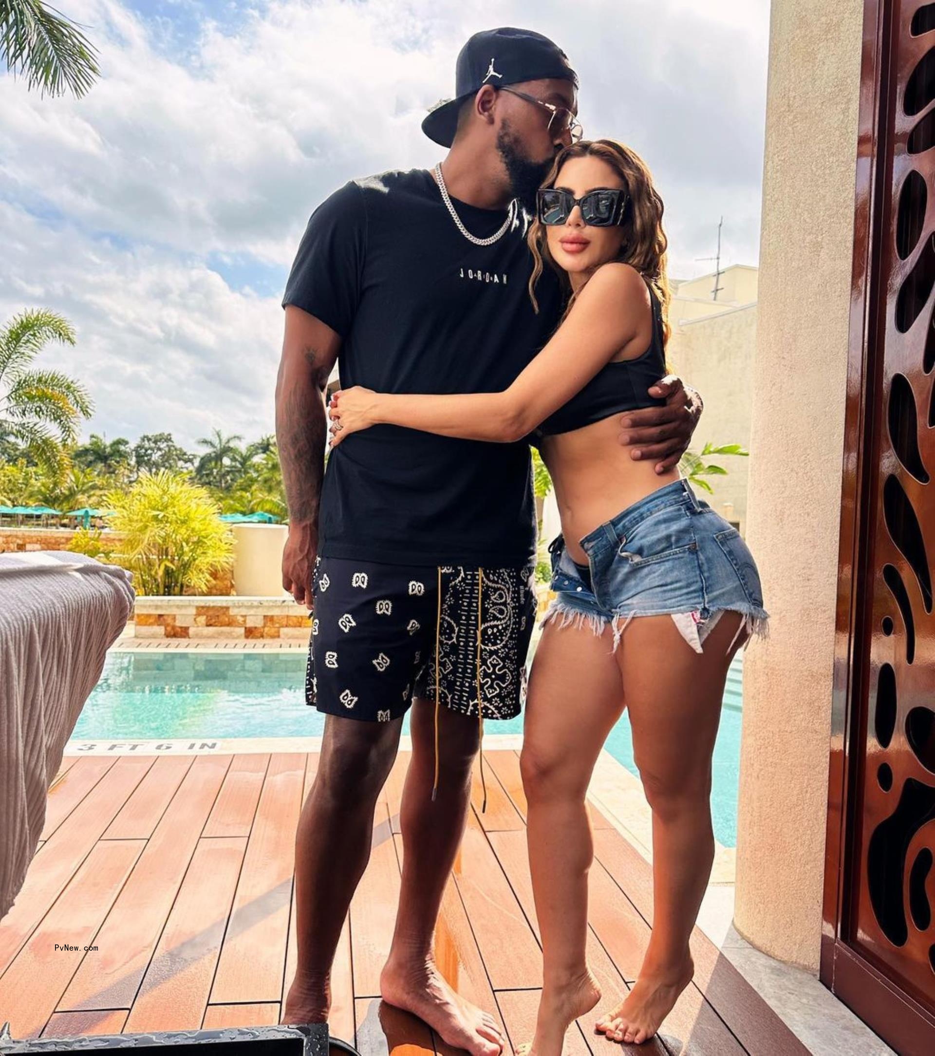 Marcus Jordan and Larsa Pippen hugging