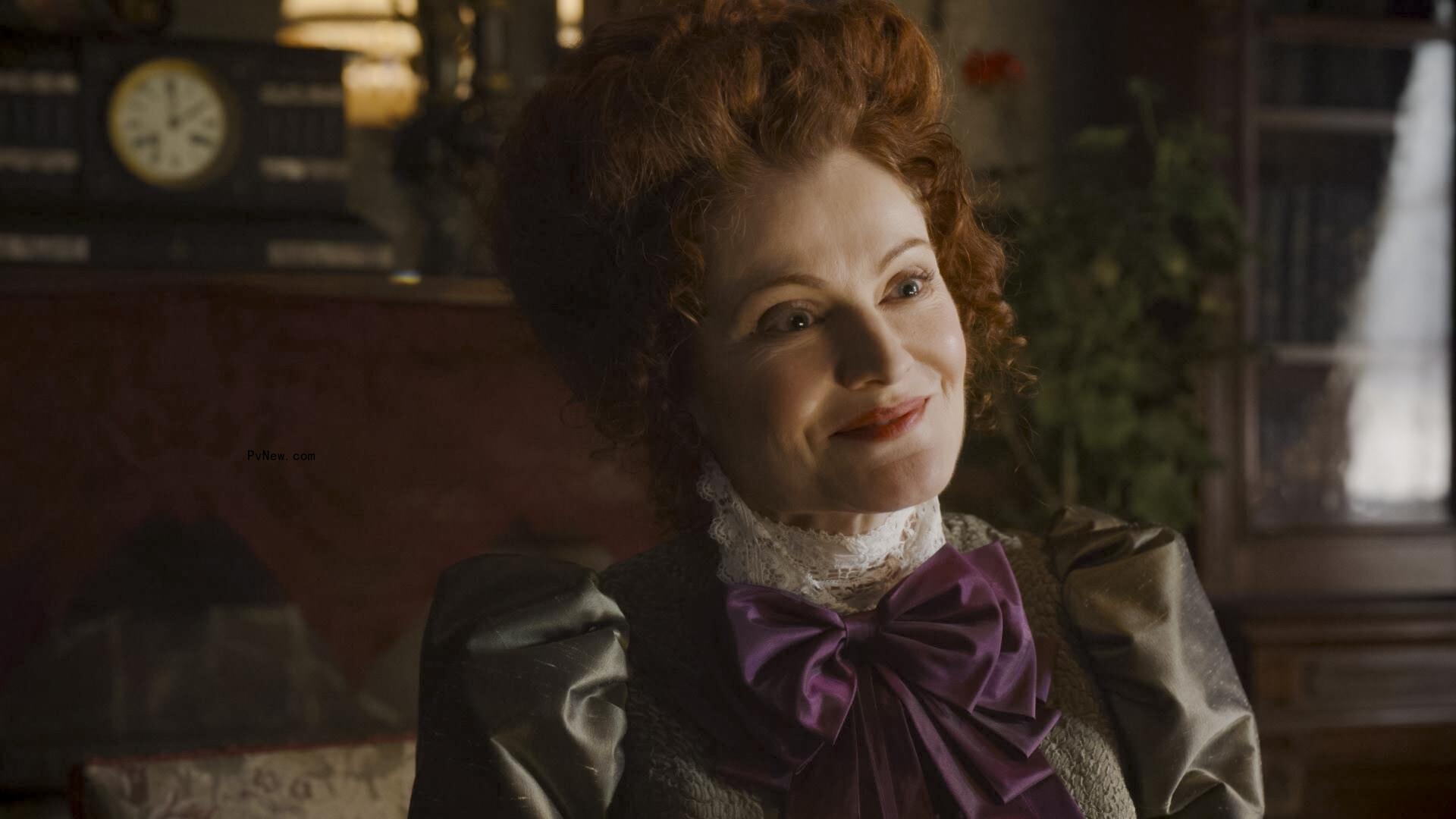 ‘Ghosts’ Star Rebecca Wisocky Explains the Surprising Truth Behind Hetty’s Death and What Happened to Flower