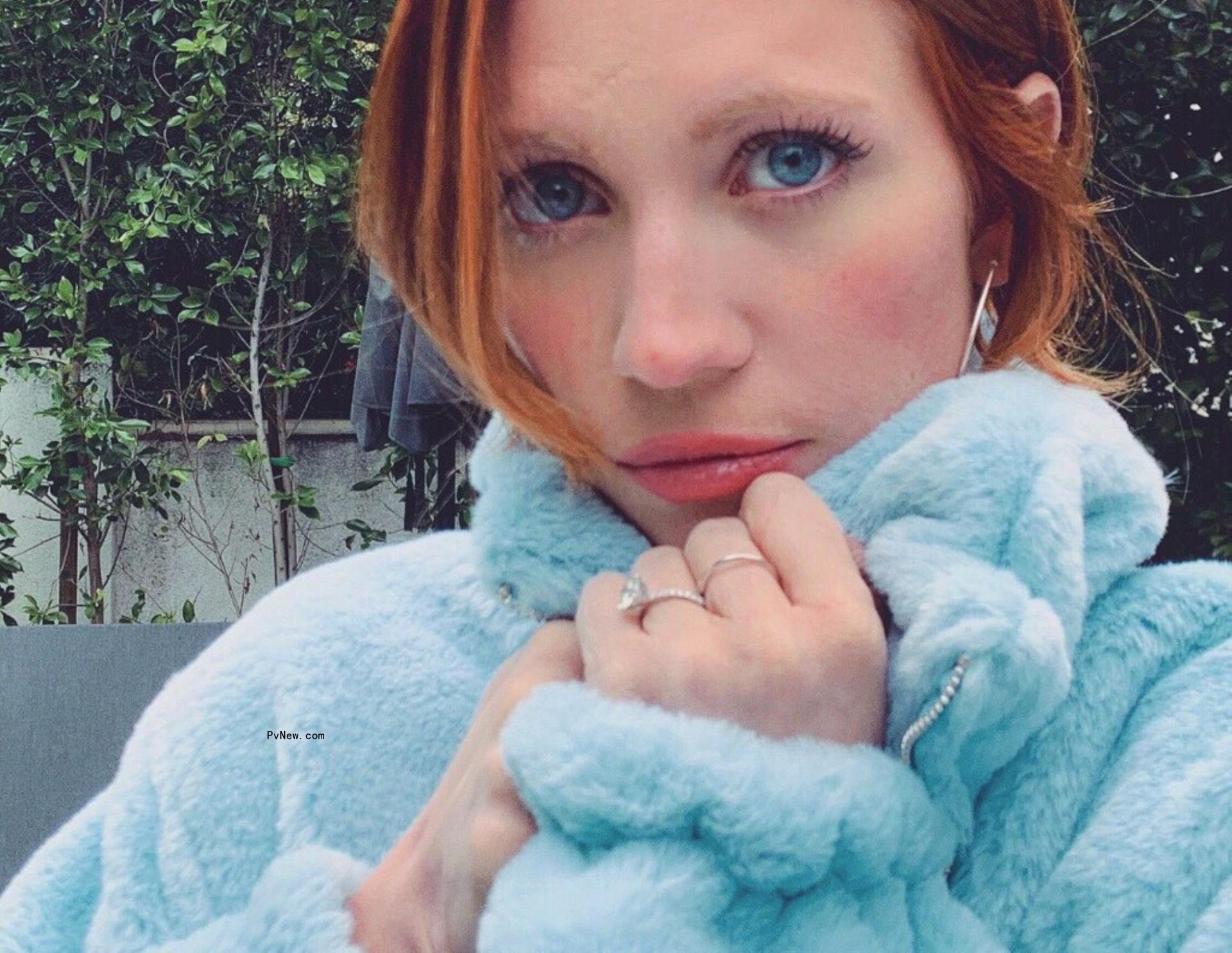 Brittany Snow selfie