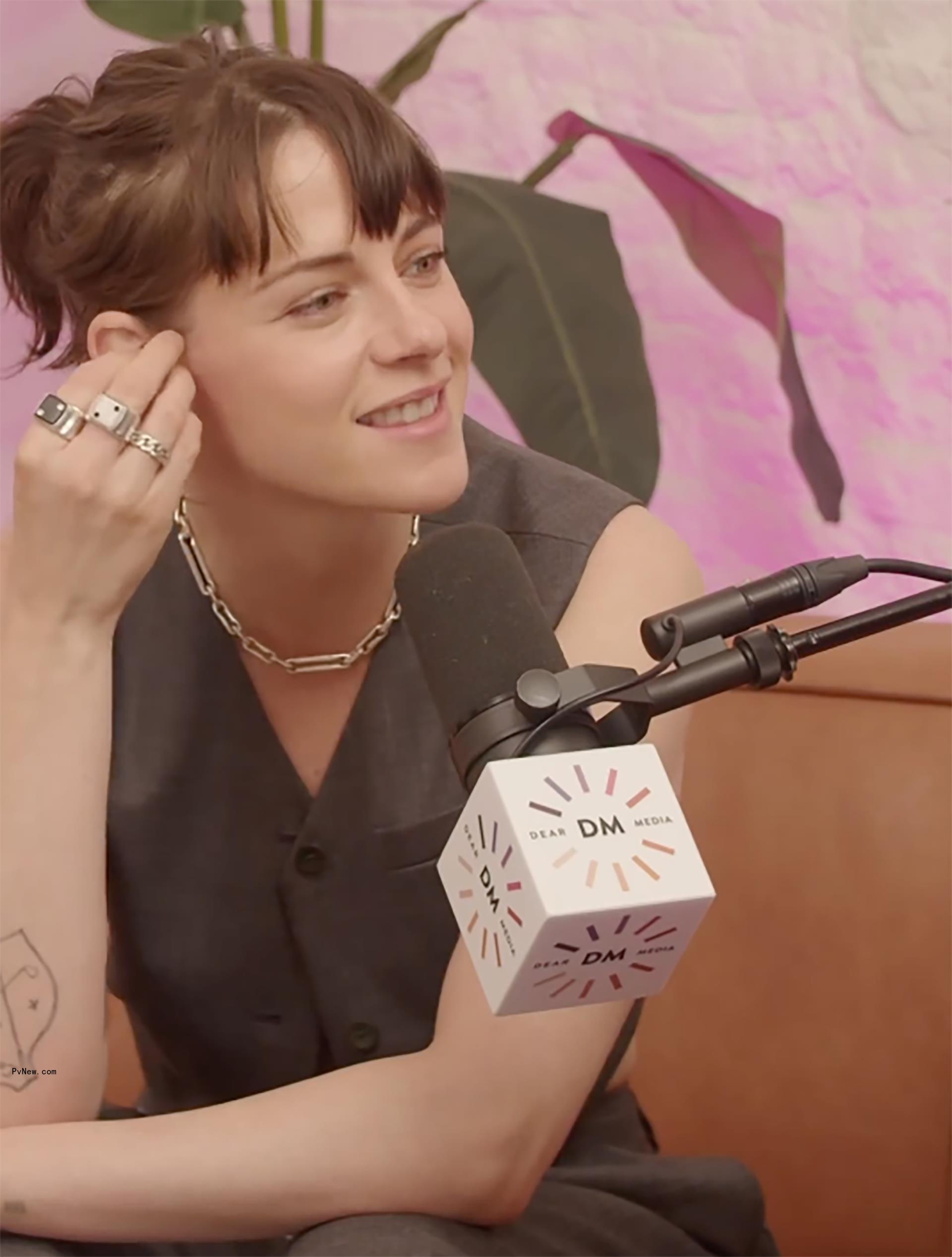 Kristen Stewart on podcast