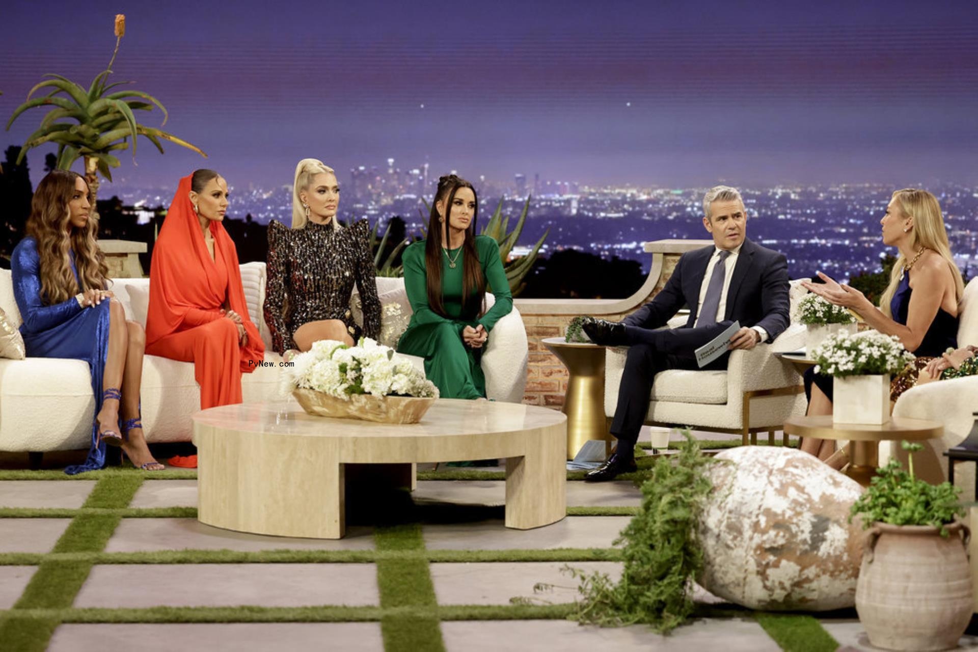 Annemarie Wiley, Dorit Kemsley, Erika Jayne, Kyle Richards, Andy Cohen, Sutton Stracke 