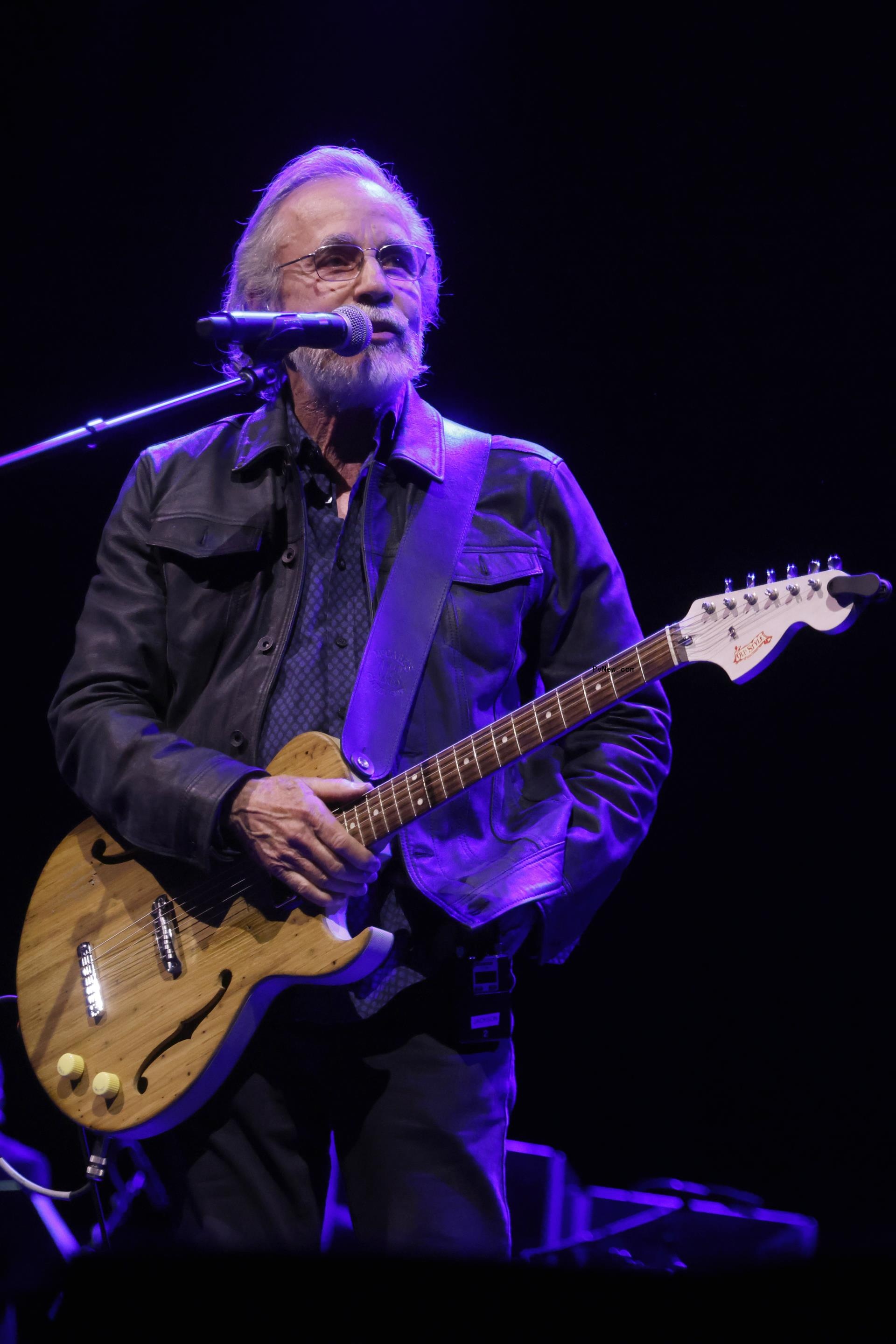 Mavis Staples’ 85th Birthday Salute Brings Out Chris Stapleton, Hozier, Black Pumas, Bo<i></i>nnie Raitt and Other All-Star Acolytes