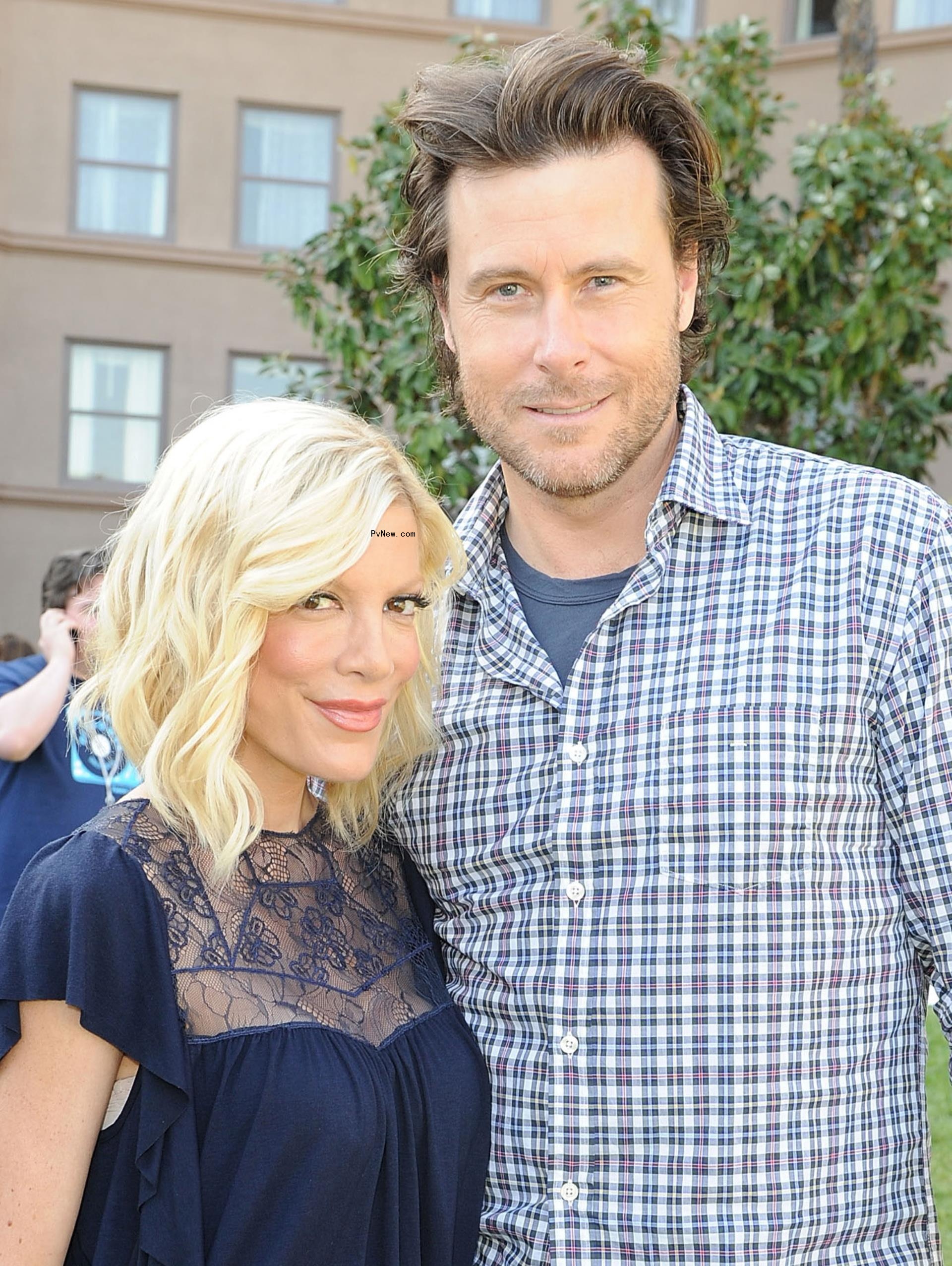 Tori Spelling and Dean McDermott.