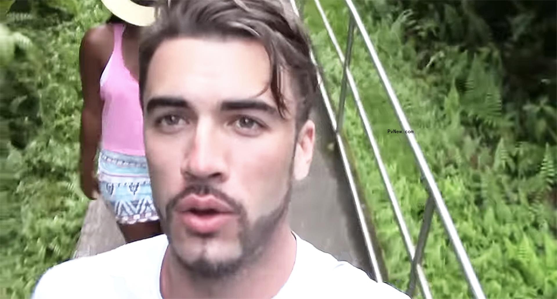 Co<i></i>nnor Smith on 