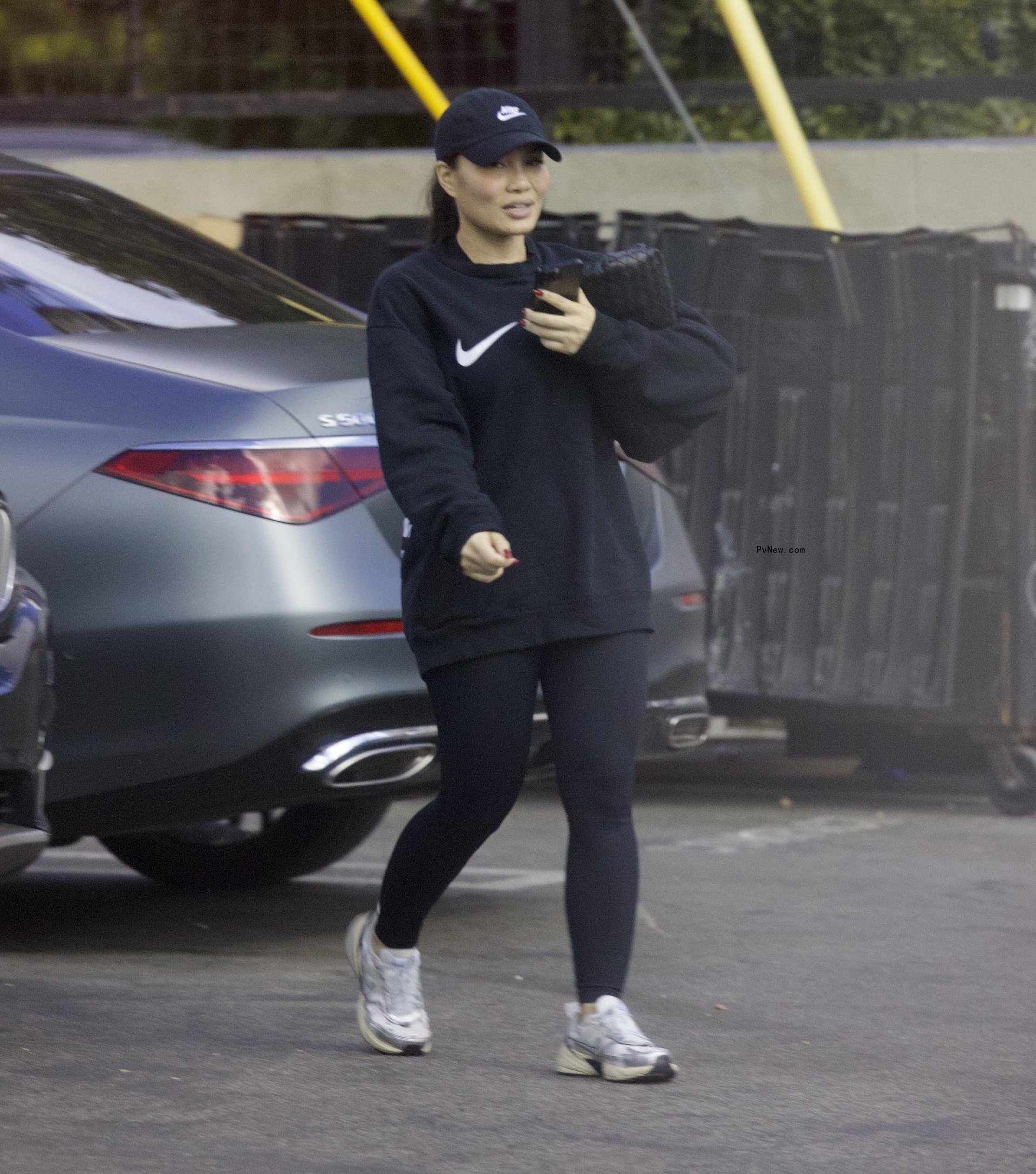 Daphne Joy heading to the gym.