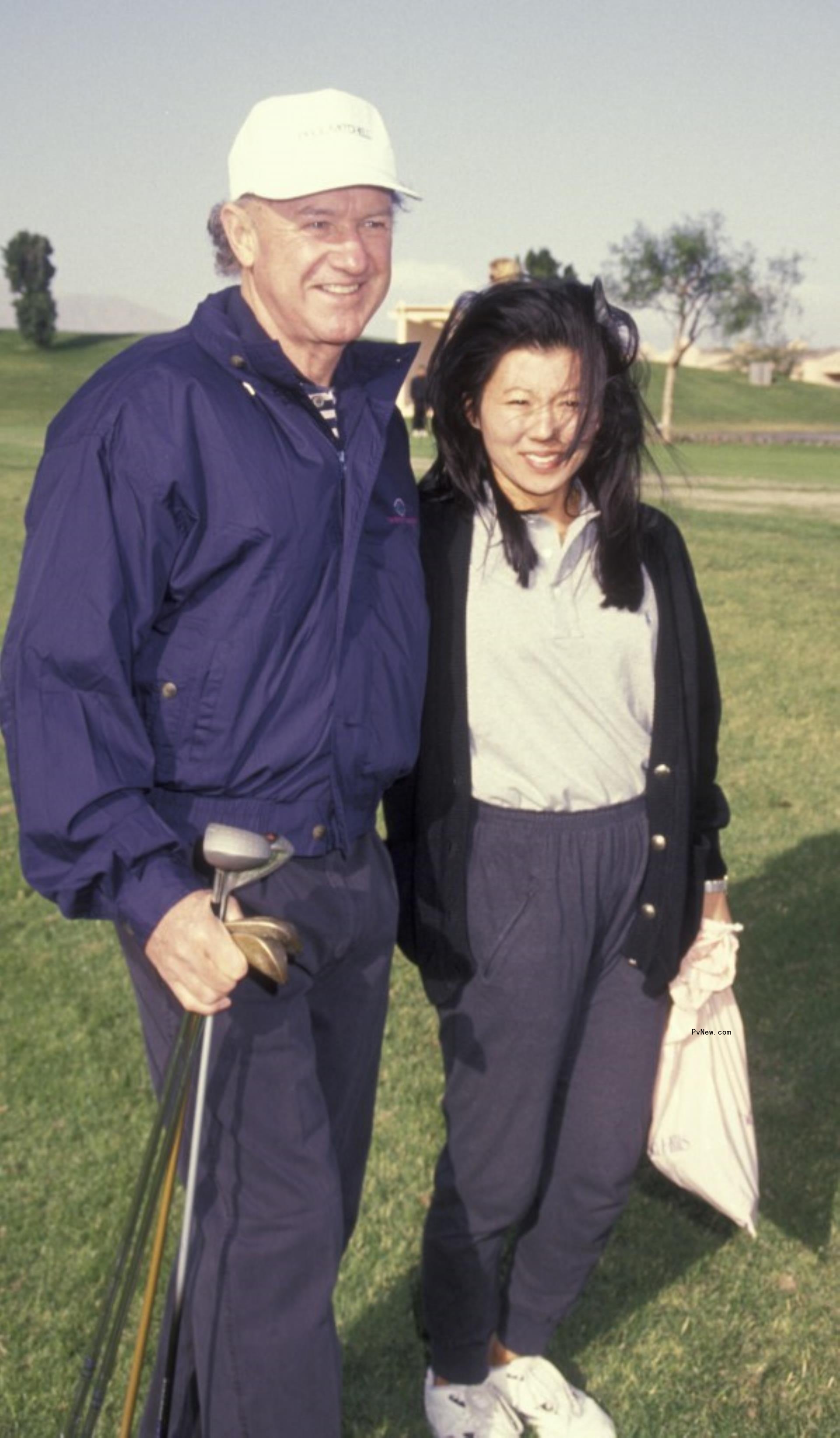 Gene Hackman and his wife Betsy Arakawa at Pappadeaux's in Santa Fe, New Mexico.