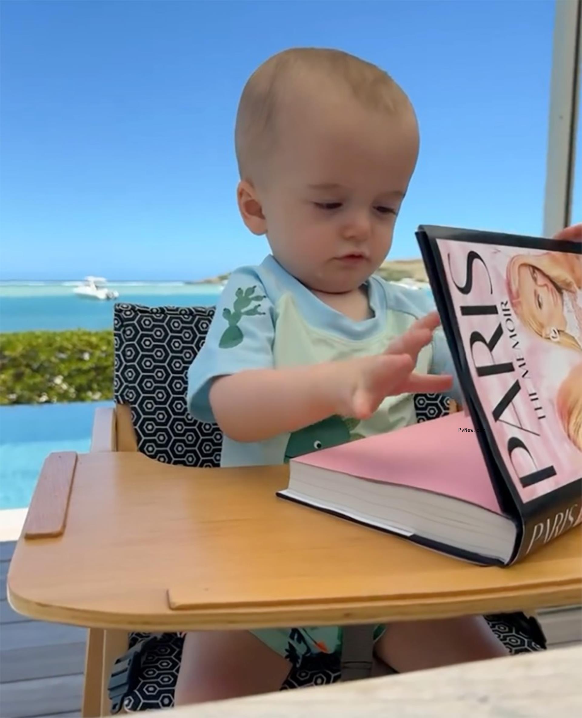 Phoenix in St. Barts looking through 