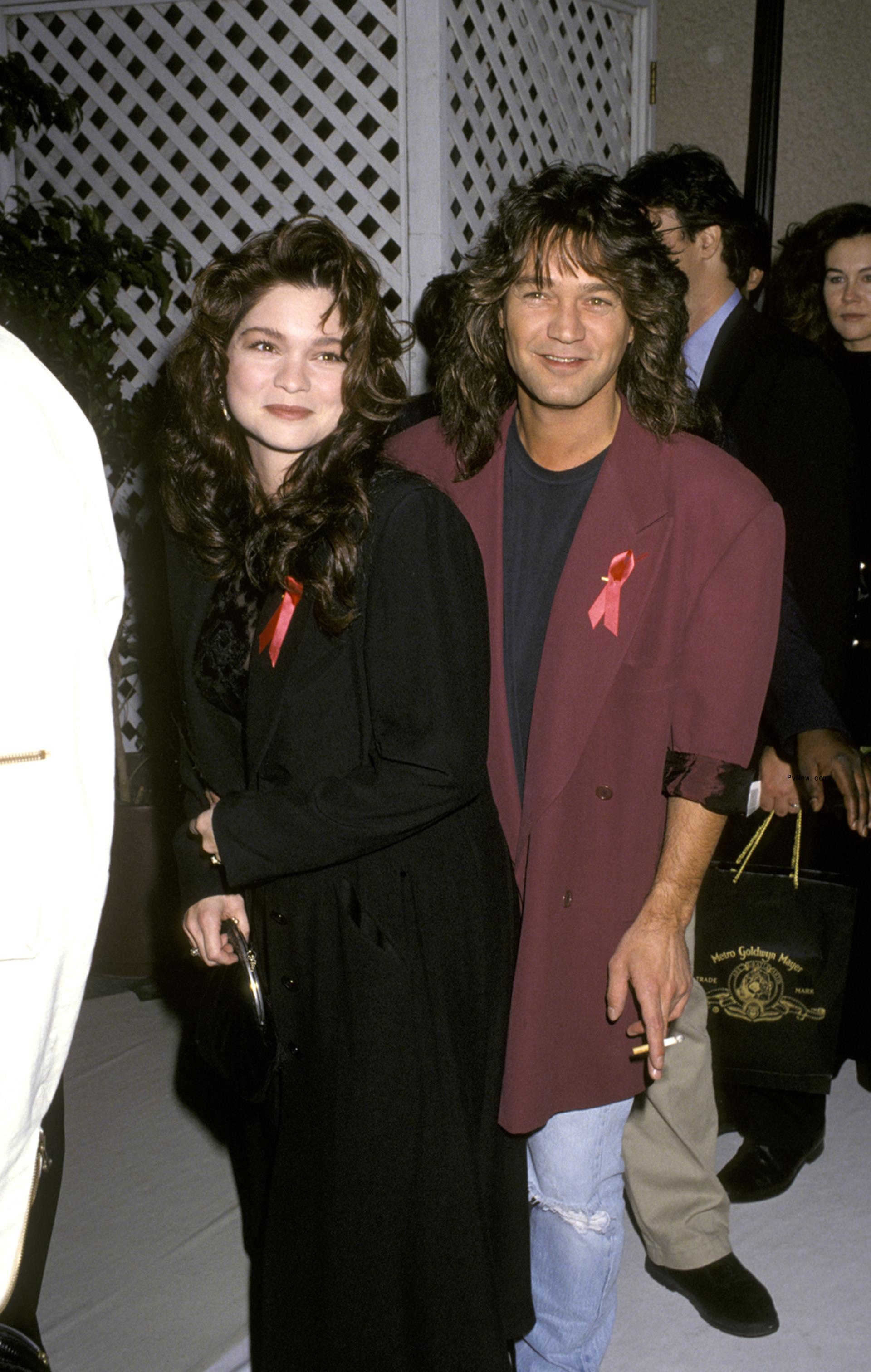 Valerie Bertinelli and Eddie Van Halen posing together