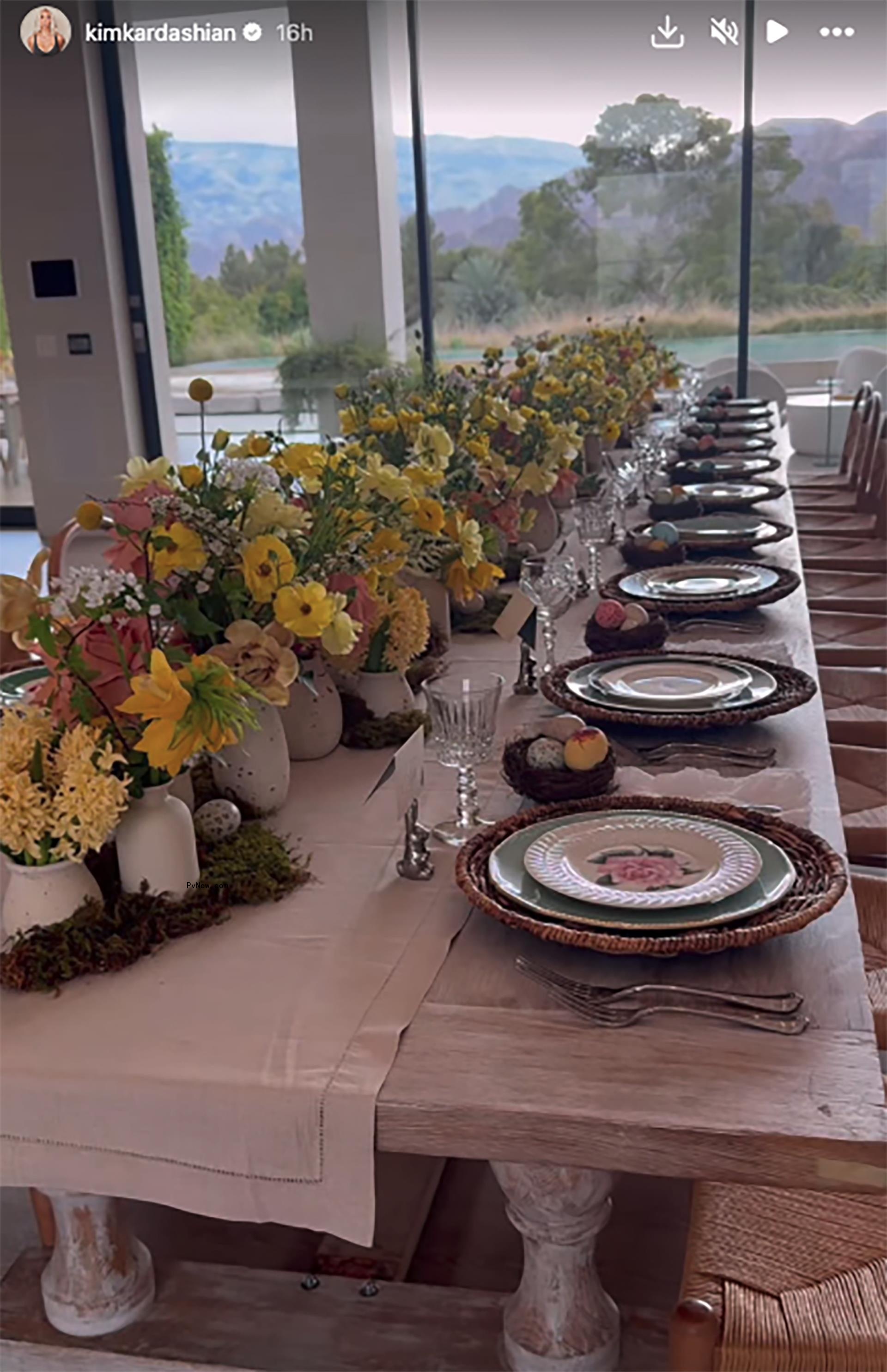Kris Jenner's Easter table