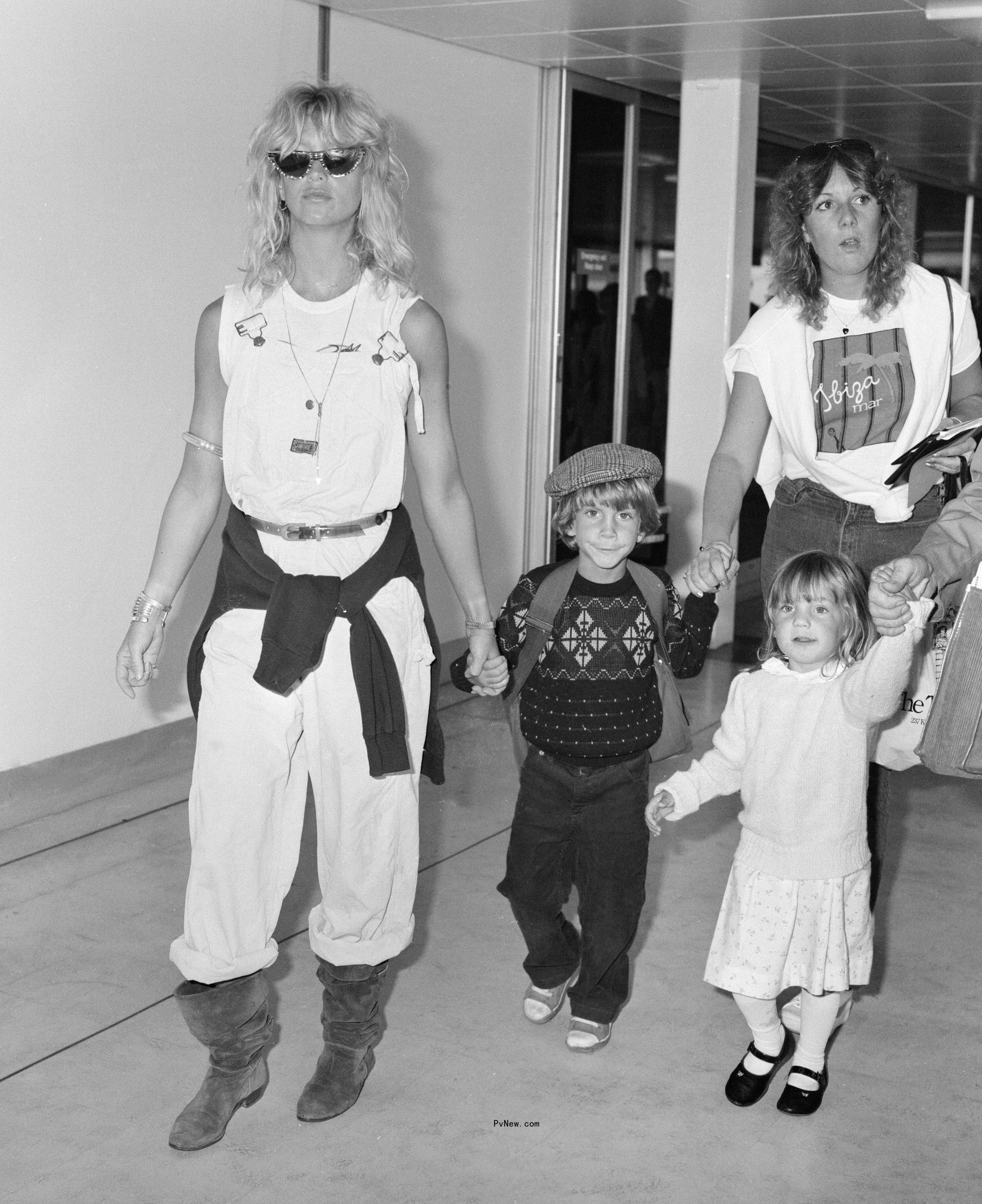 Goldie Hawn with son Oliver and daughter Kate