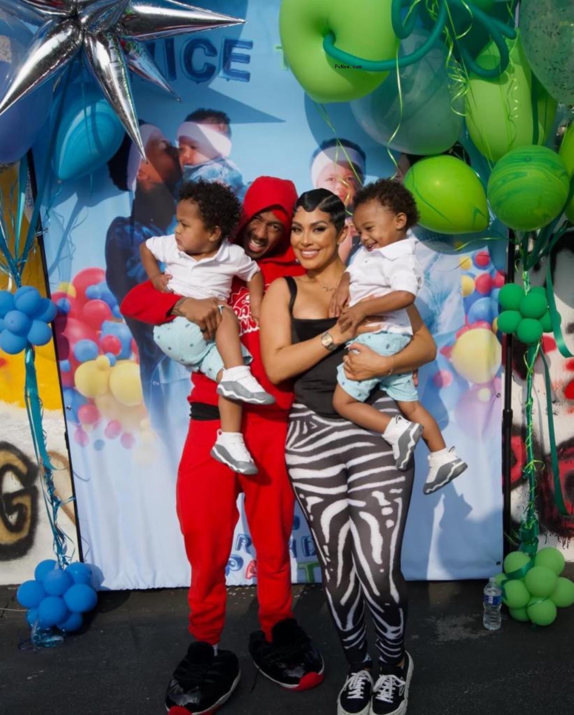 Nick Cannon and Abby De La Rosa with their kids