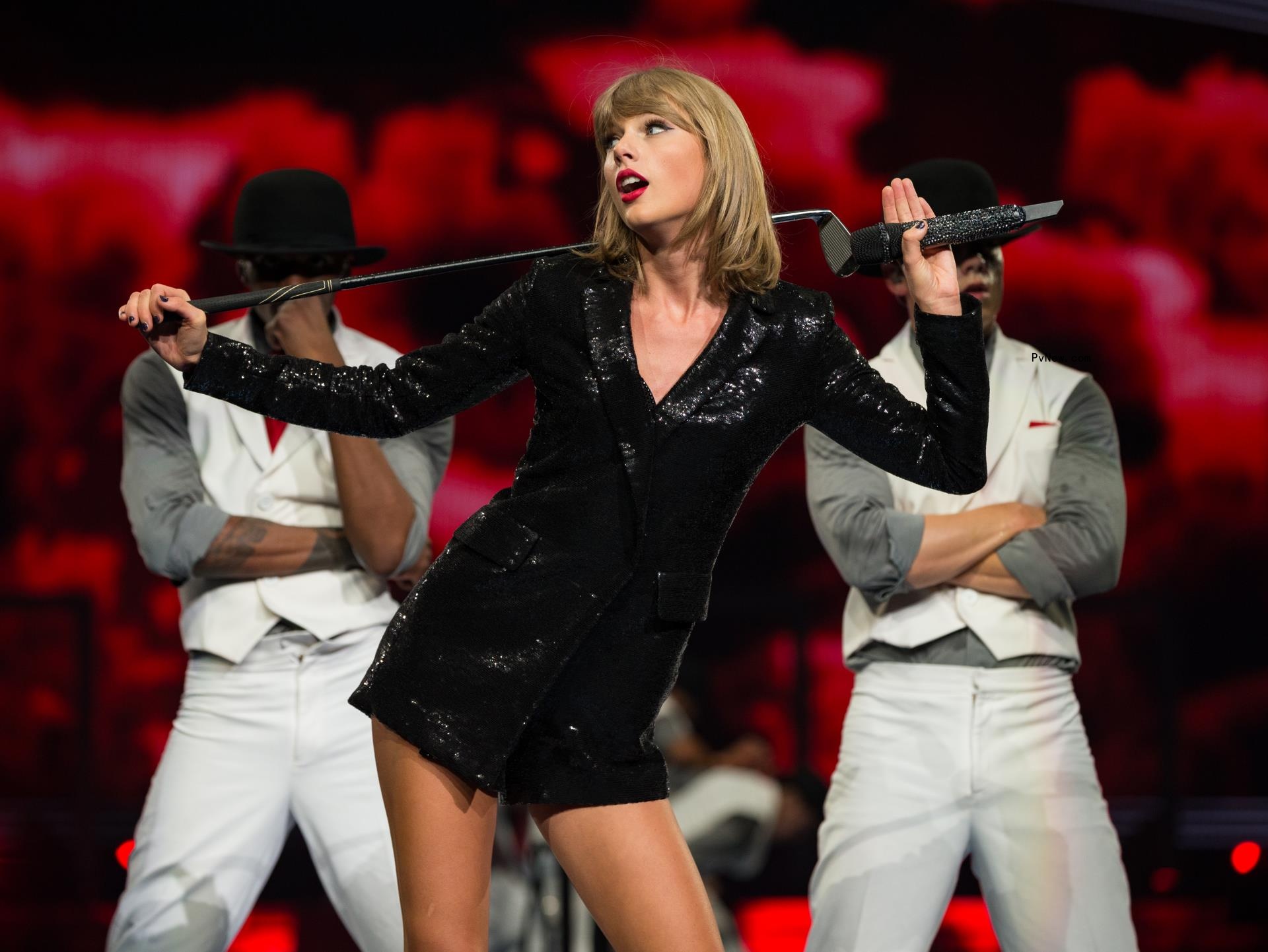Taylor Swift.