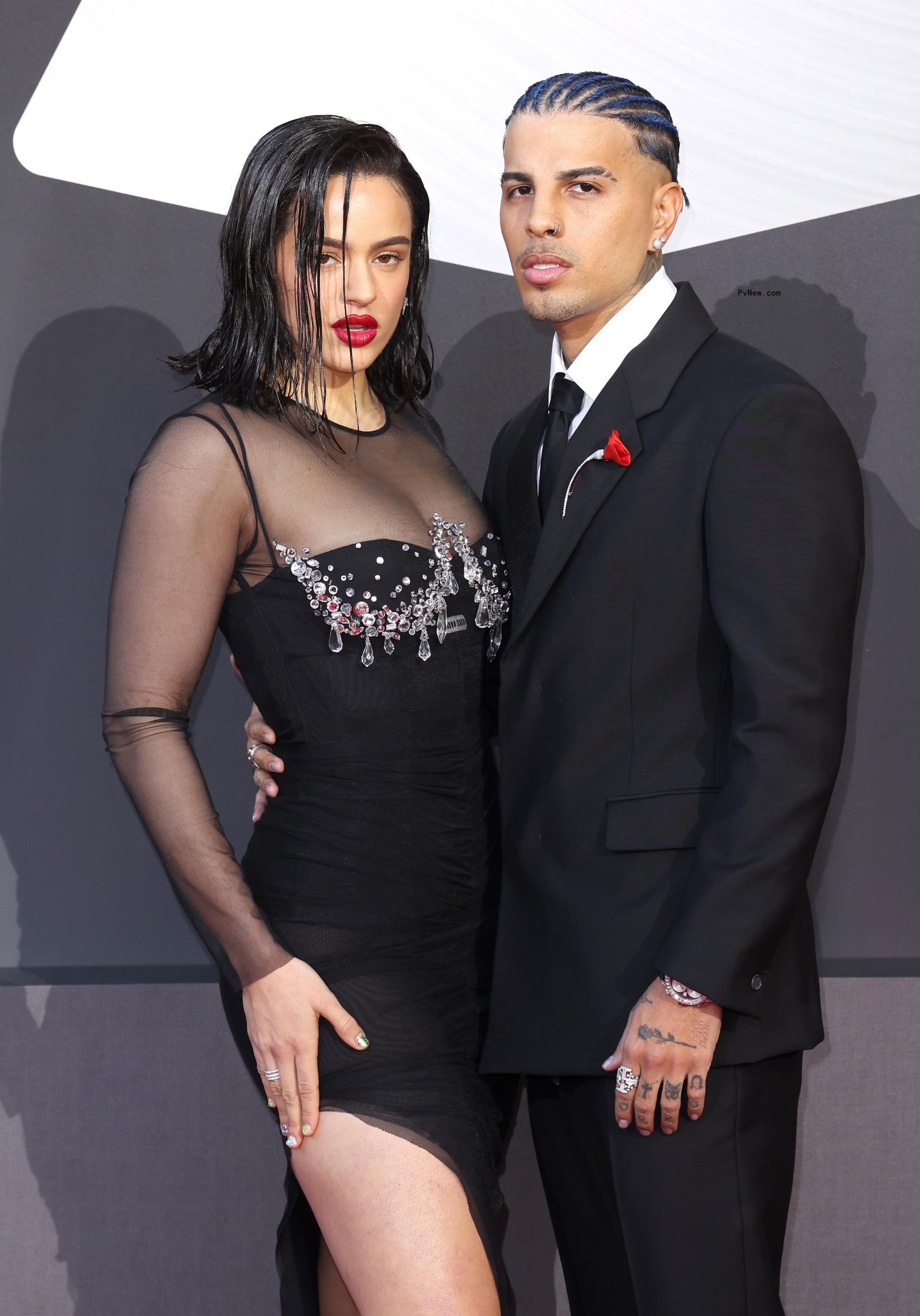 Rosalia and Rauw Alejandro at the 2022 Latin Grammy Awards.