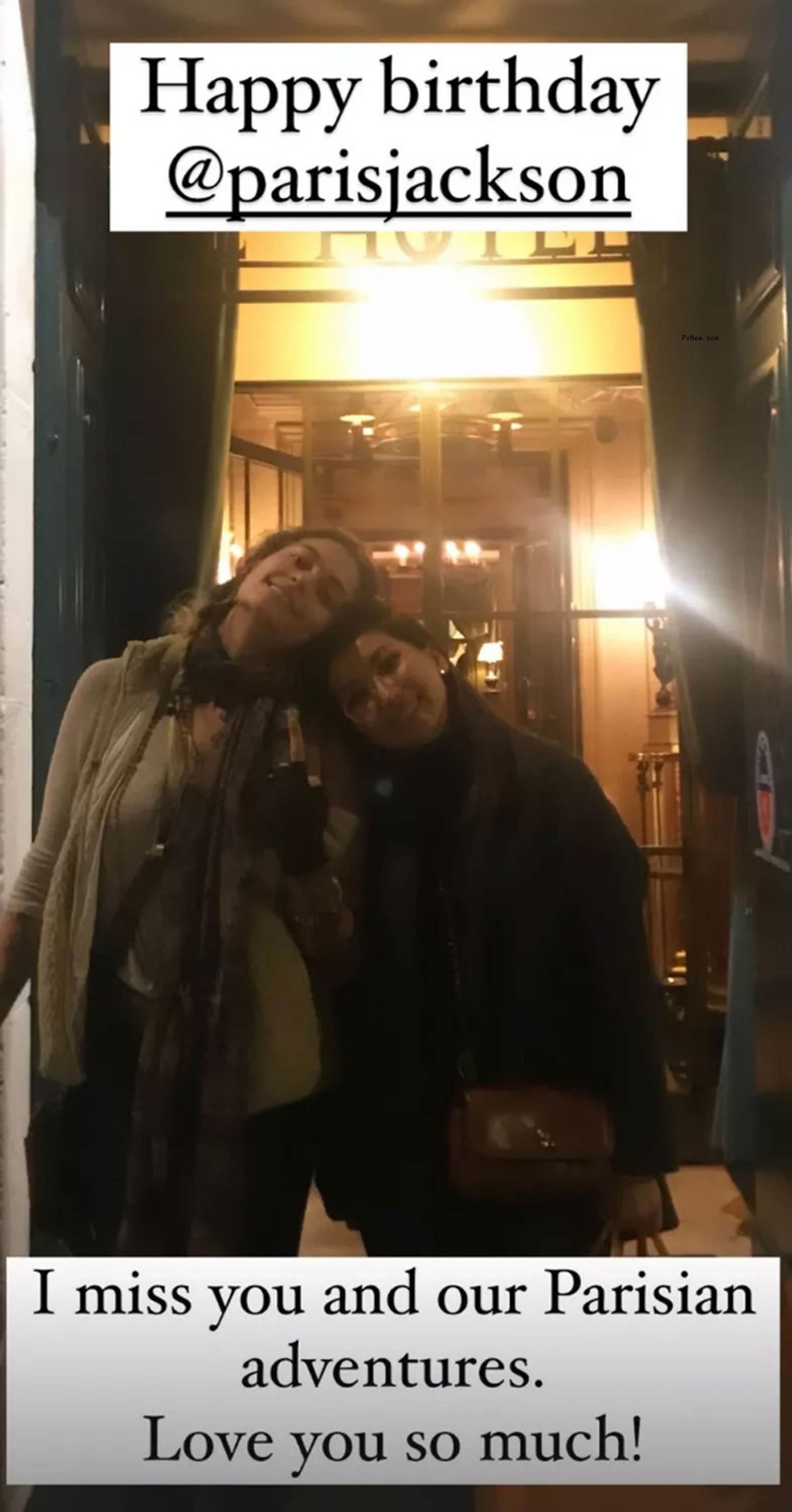 Paris Jackson and Brenda Song