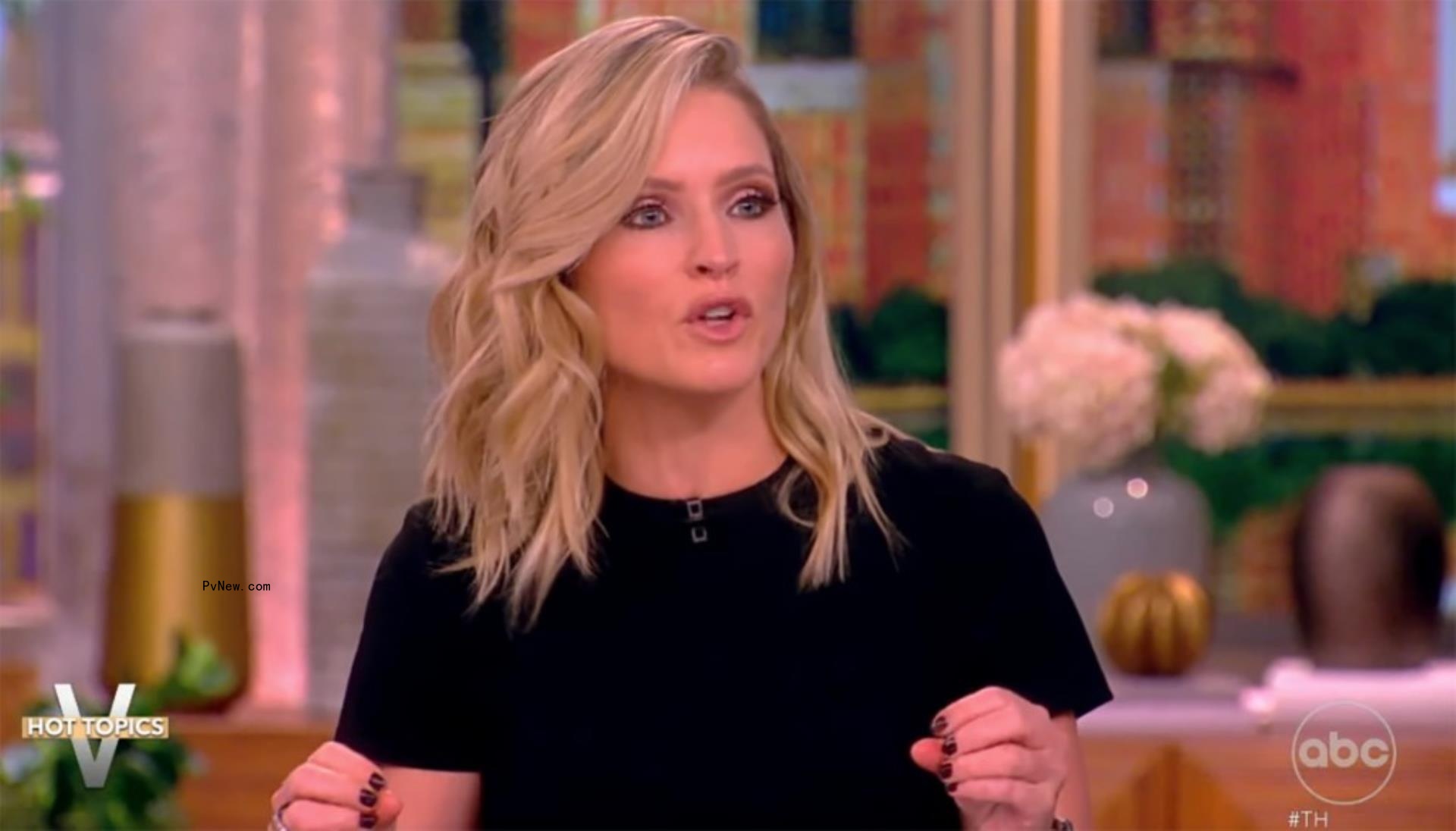 Sara Haines speaking