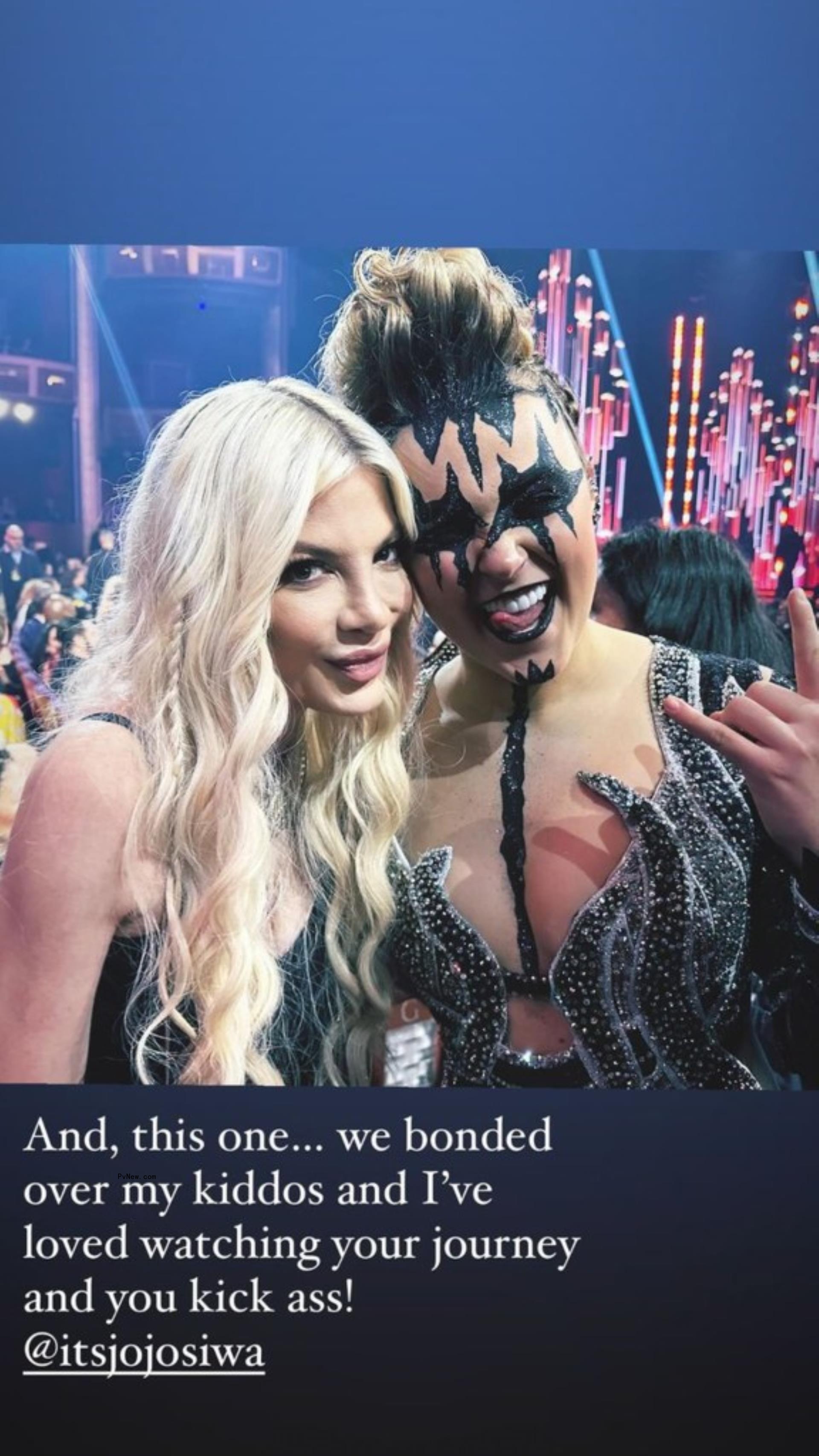 Tori Spelling supporting JoJo Siwa on Instagram