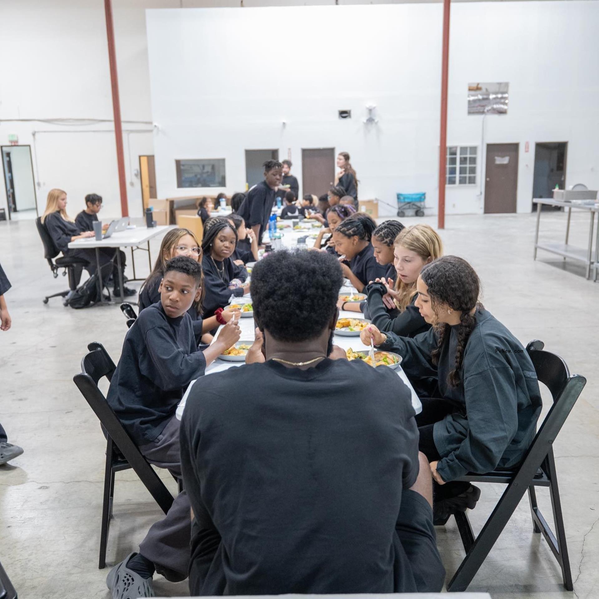 Kids at Do<i></i>nda Academy.