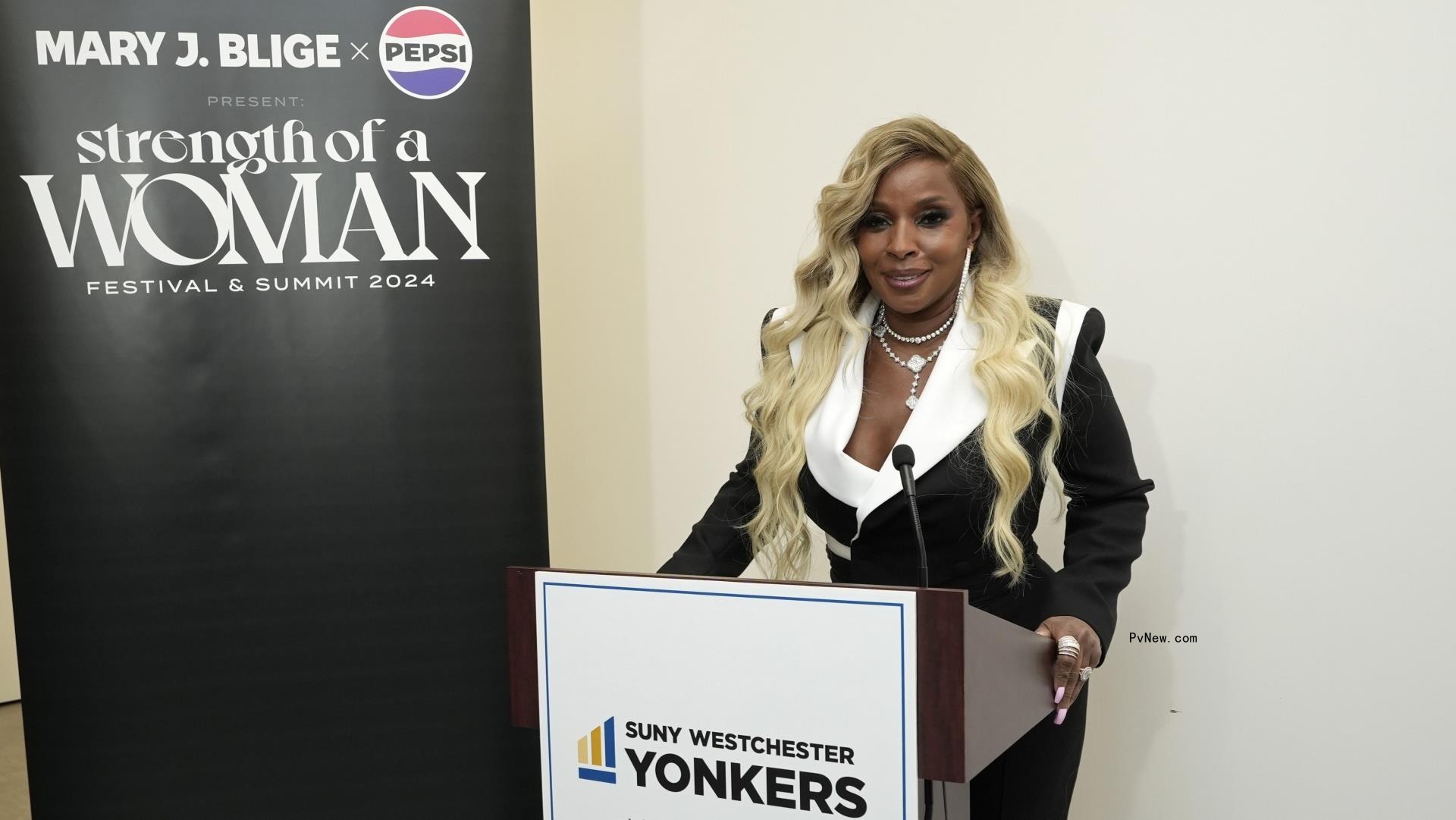 Mary J. Blige on Her Strength of a Woman Community Fund, Rock and Roll Hall of Fame Induction and Why Her Next Album May Be Her Last