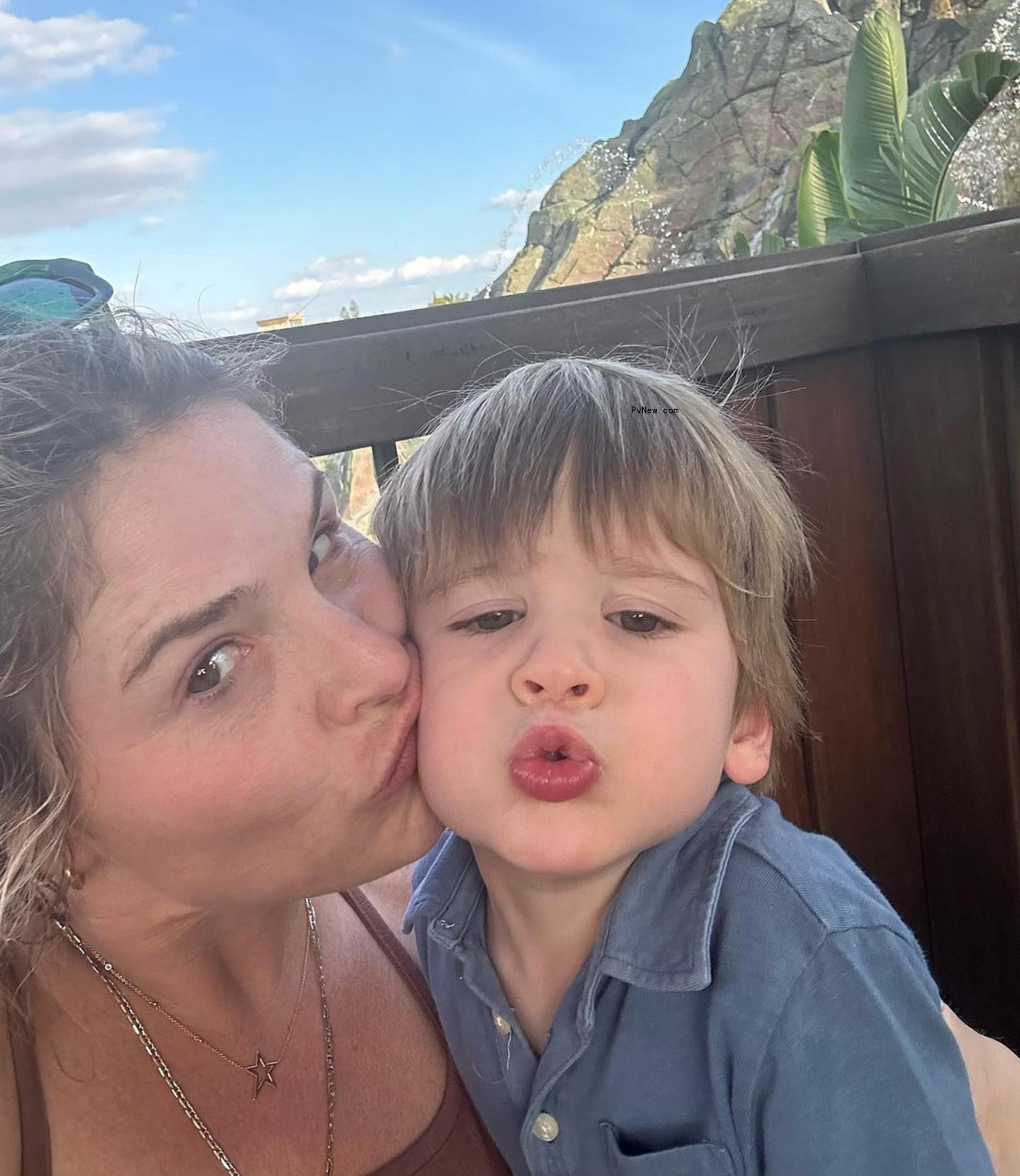 A selfie of Jenna Bush Hager and Hal Hager