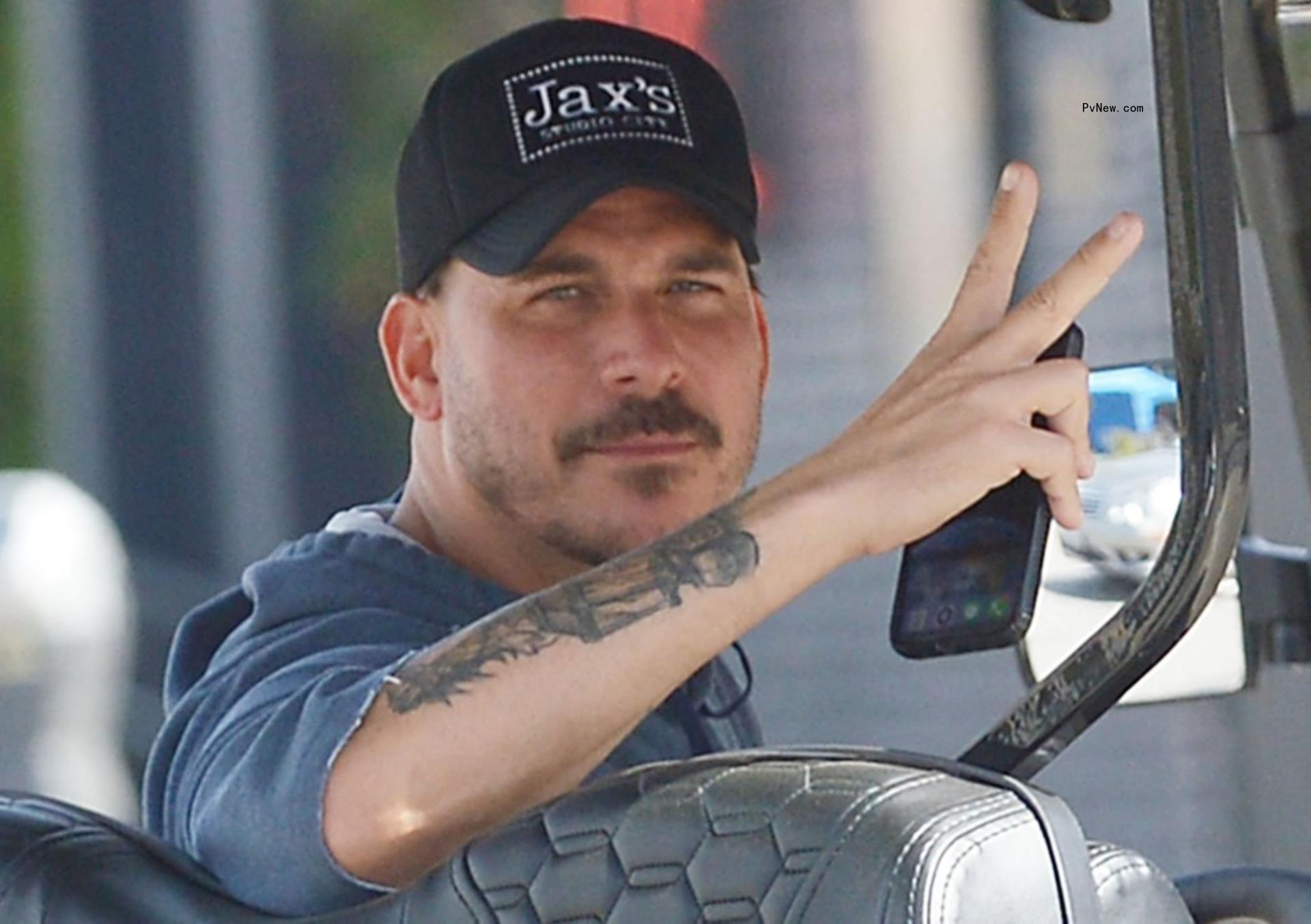 Jax Taylor giving a peace sign