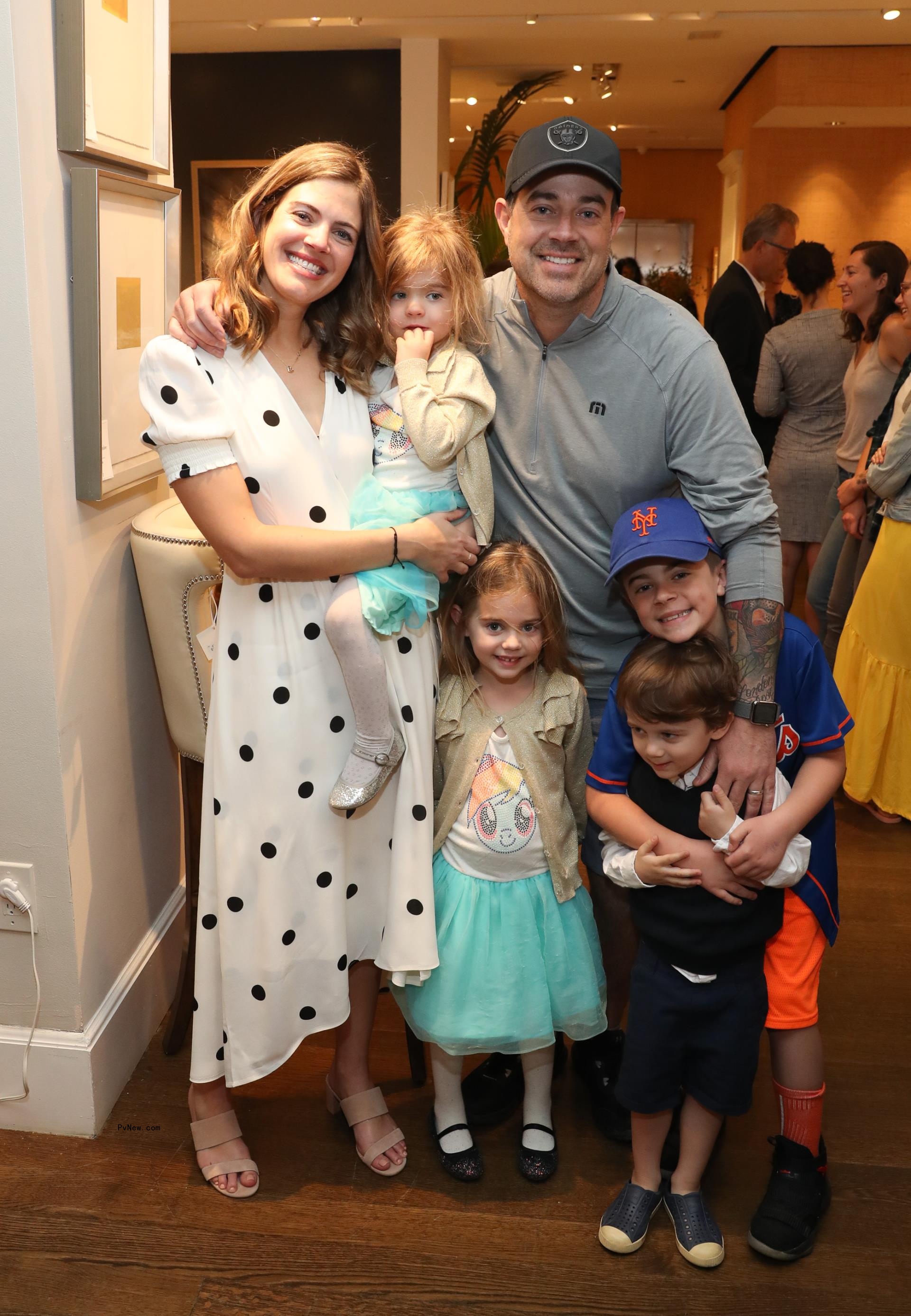 Siri Daly and Carson Daly, with their kids