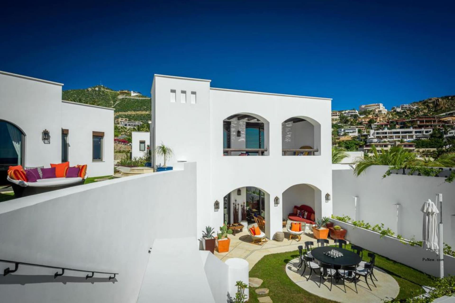The garden at the Villa La Datcha in Cabo San Lucas.