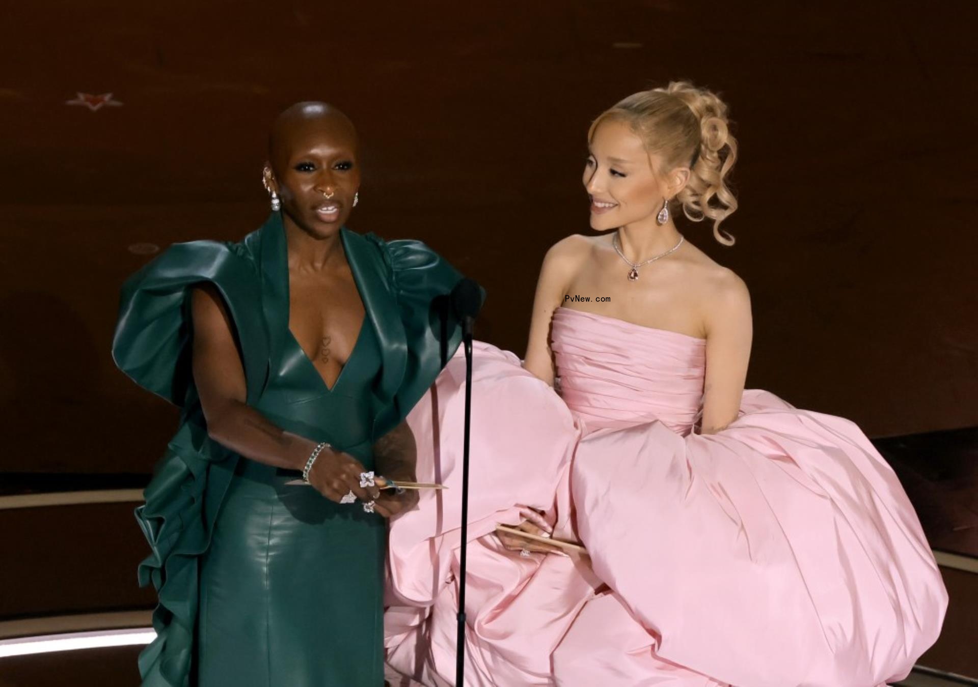 Ariana Grande and Cynthia Erivo
