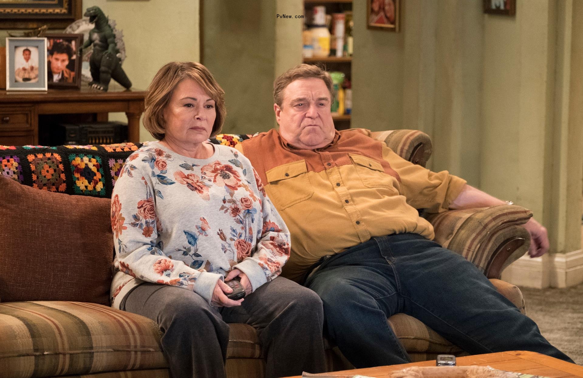 John Goodman and Roseanne Barr