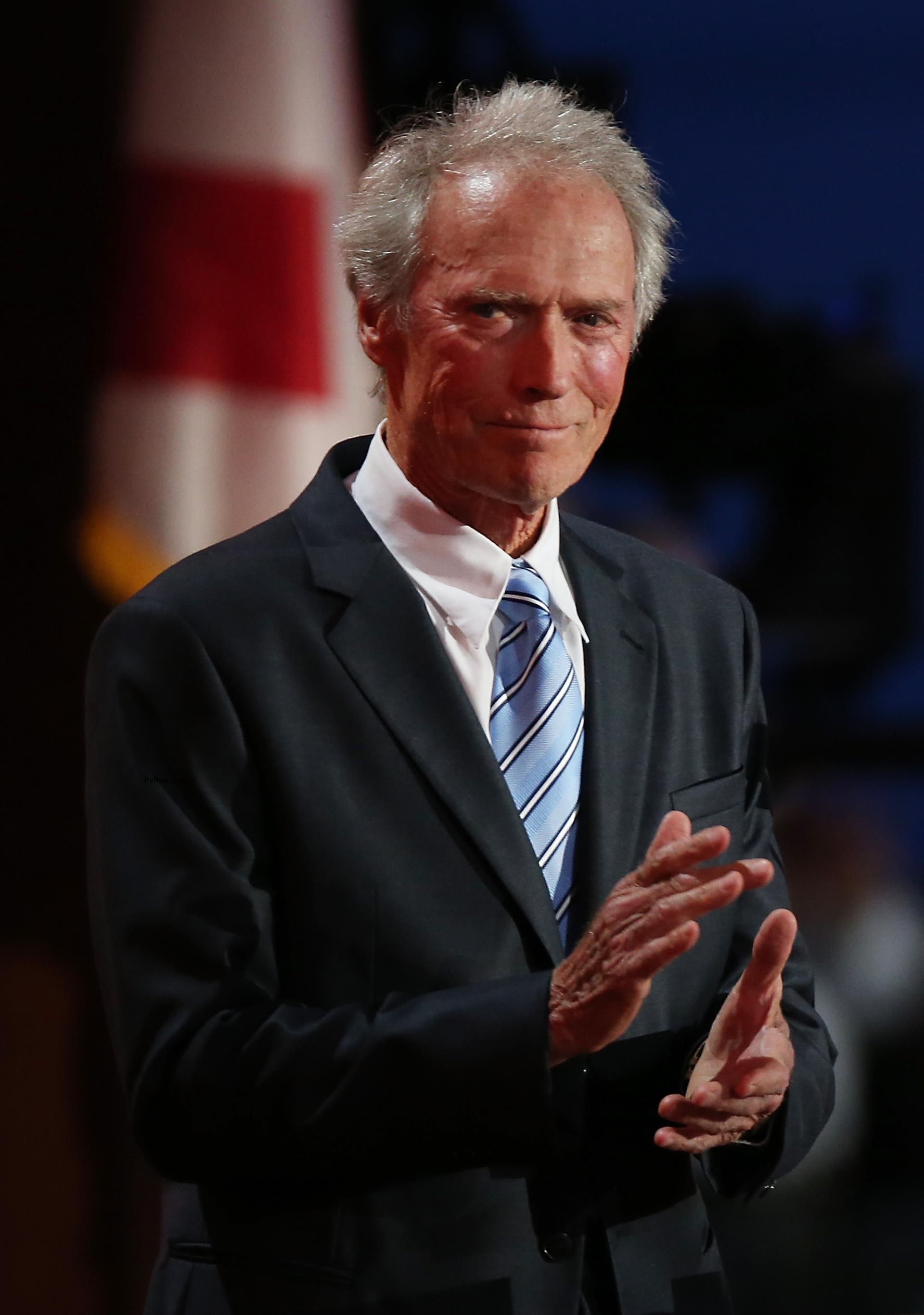 Clint Eastwood clapping in 2012.