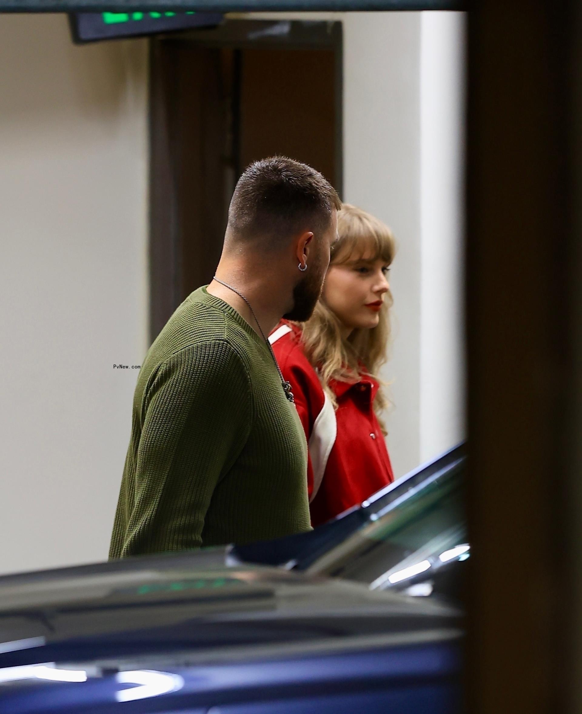 Travis Kelce and Taylor Swift.