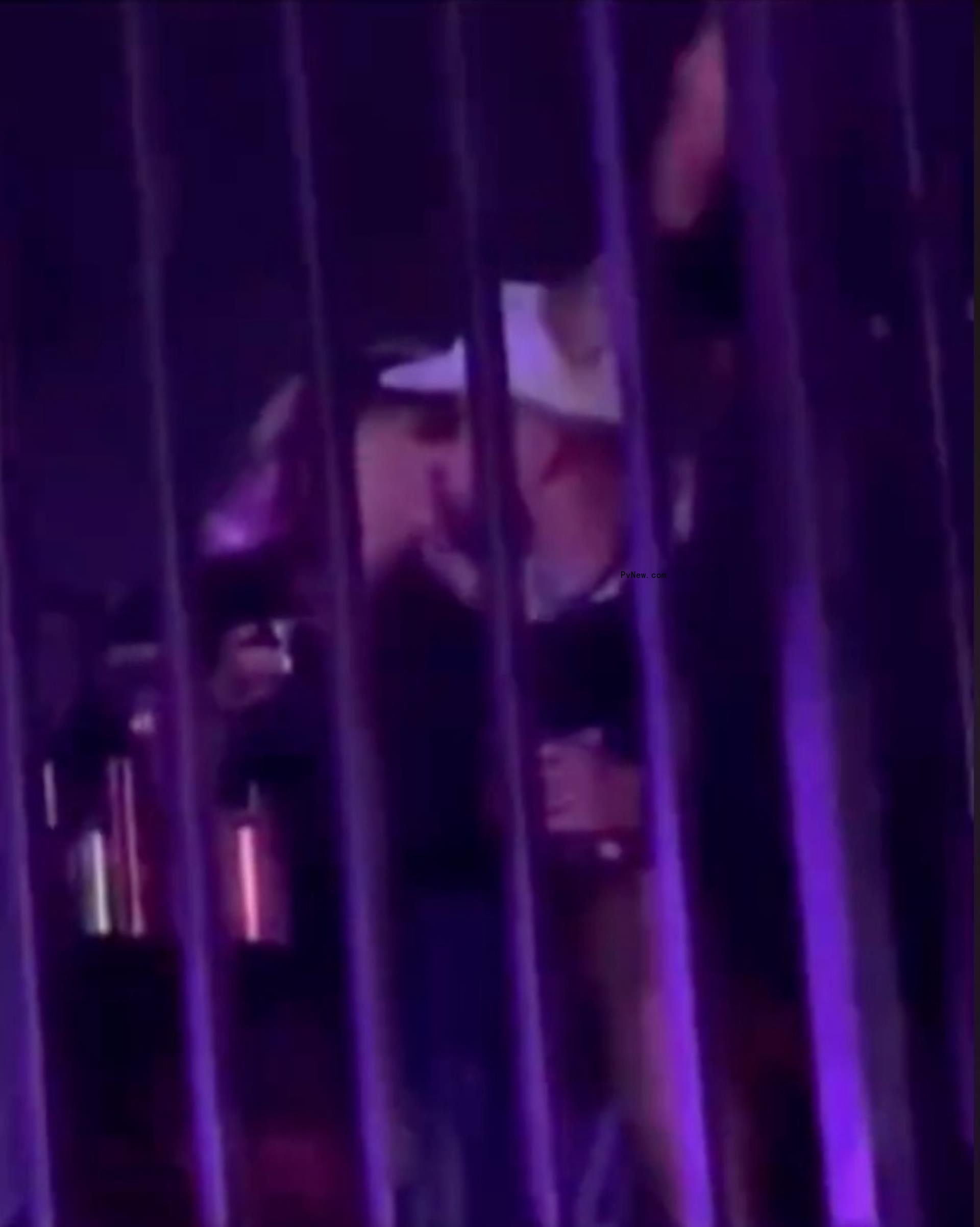 'Spicy' Taylor Swift and Travis Kelce makeout