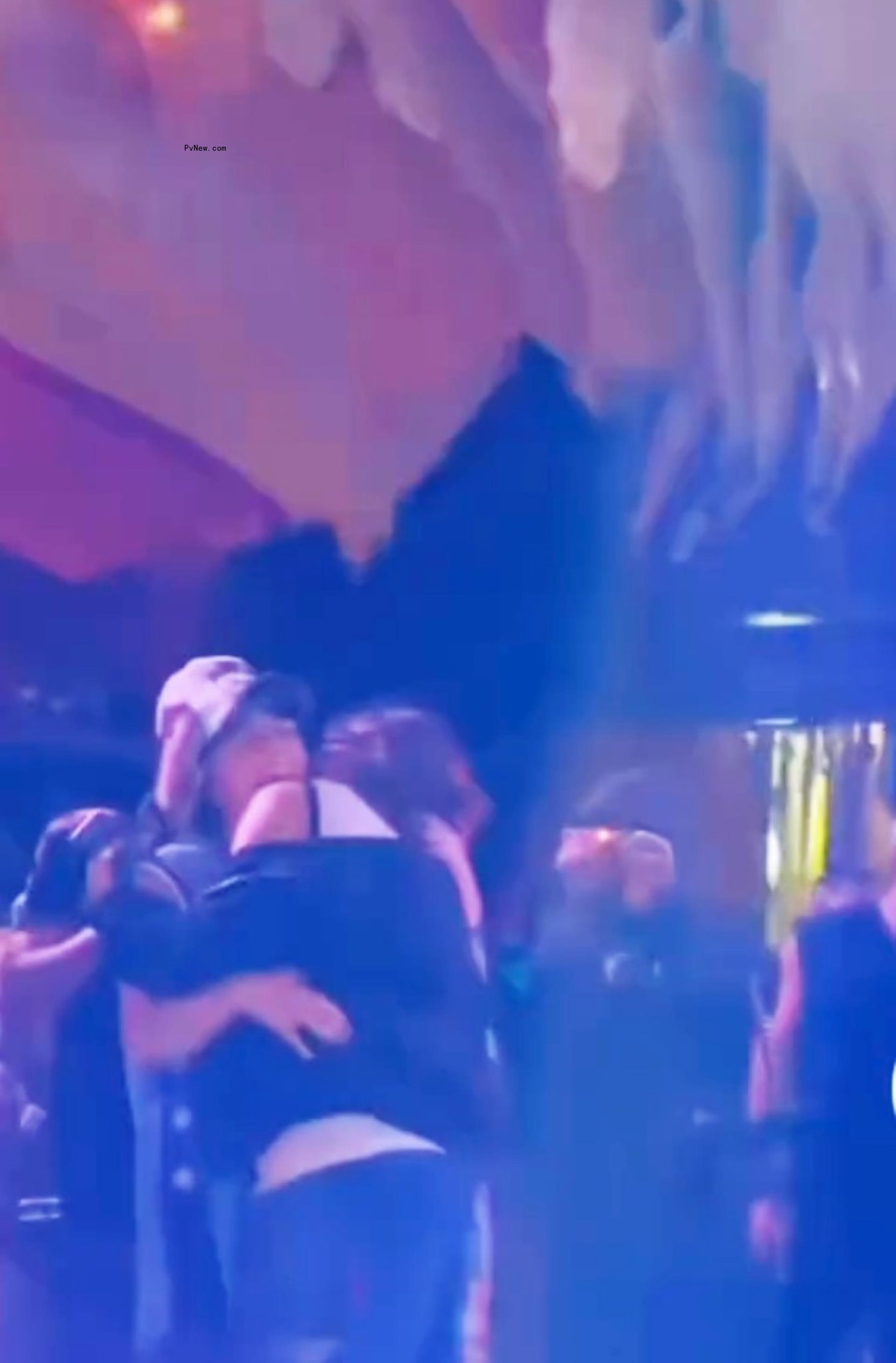 Billie Eilish and Odessa A'zion 